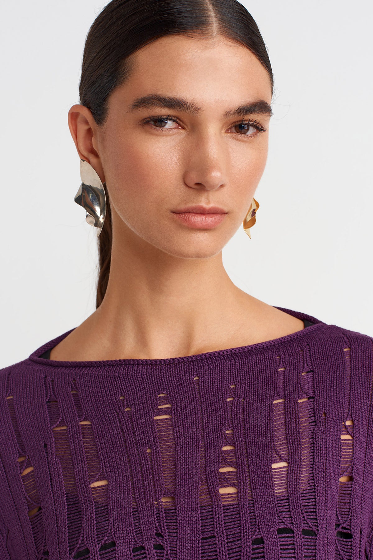 Distressed Effect Sweater-K251011005