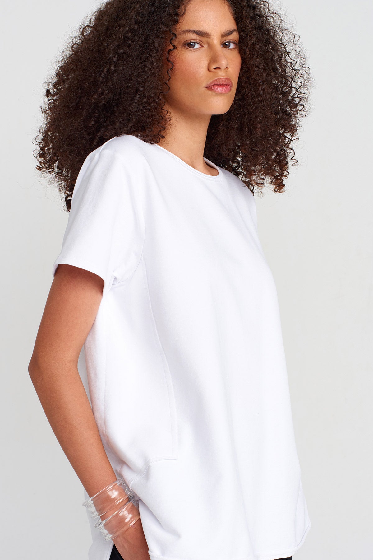 Off White Long Back Basic T-Shirt-K251011062