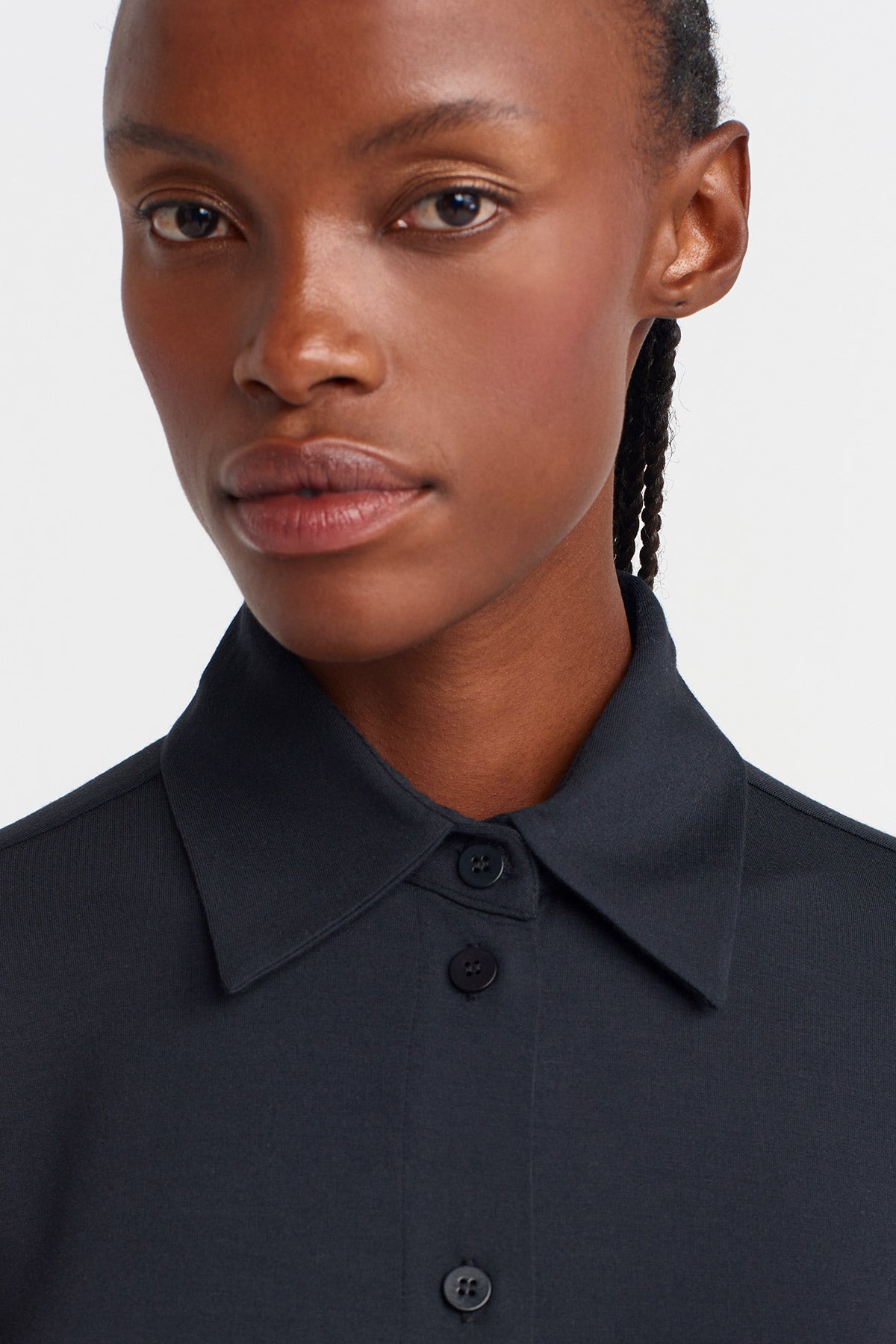 Black Relaxed Fit Shirt with Waist Shaping-K251011068