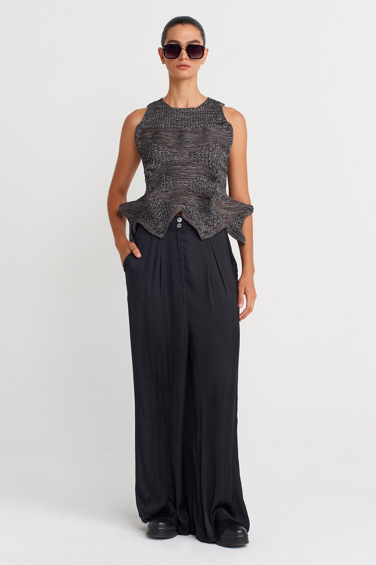 Origami Form Knit Top-K251011115