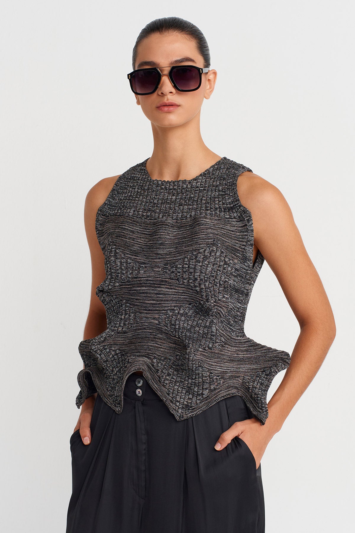 Origami Form Knit Top-K251011115