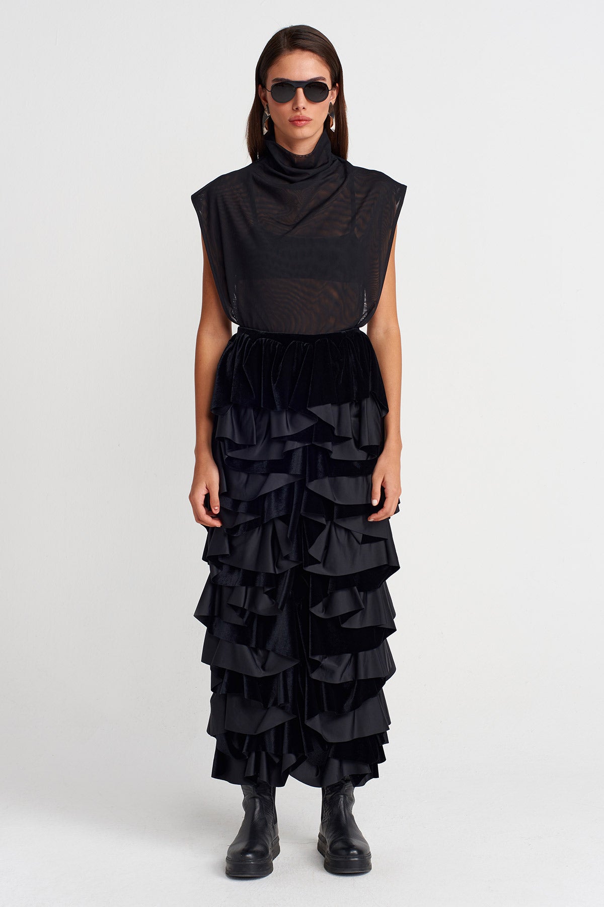 Black Ruffled Velvet Midi Skirt-K252012024
