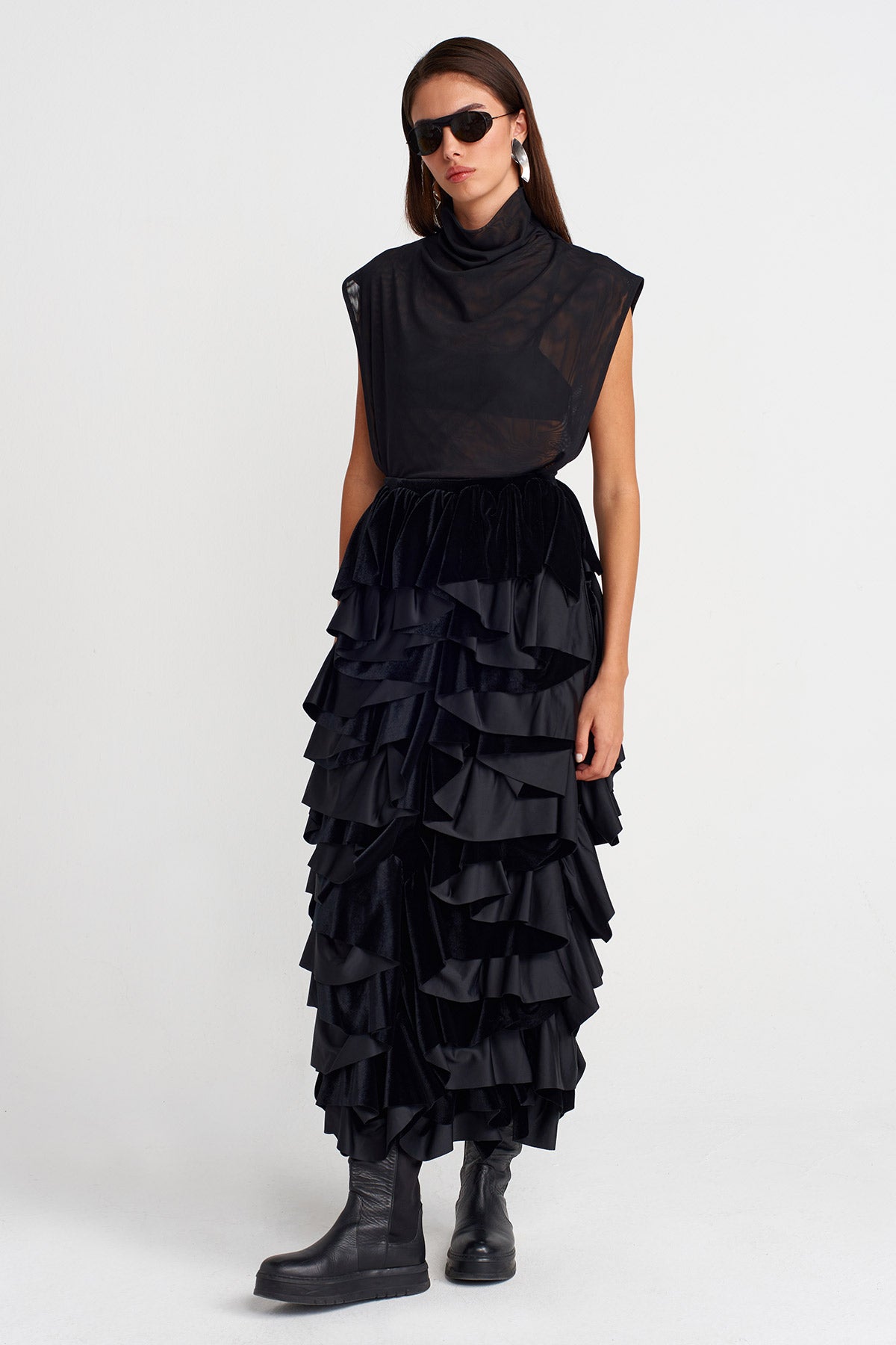 Black Ruffled Velvet Midi Skirt-K252012024