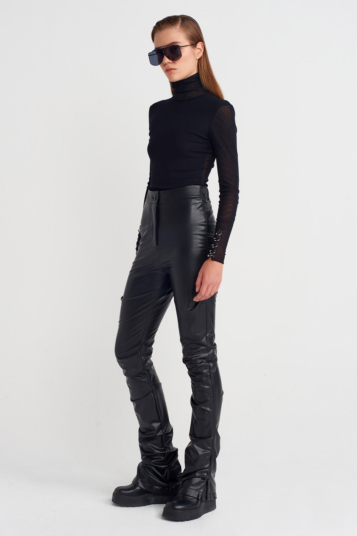 Black Ruched Long Vegan Leather Trousers-K253013043
