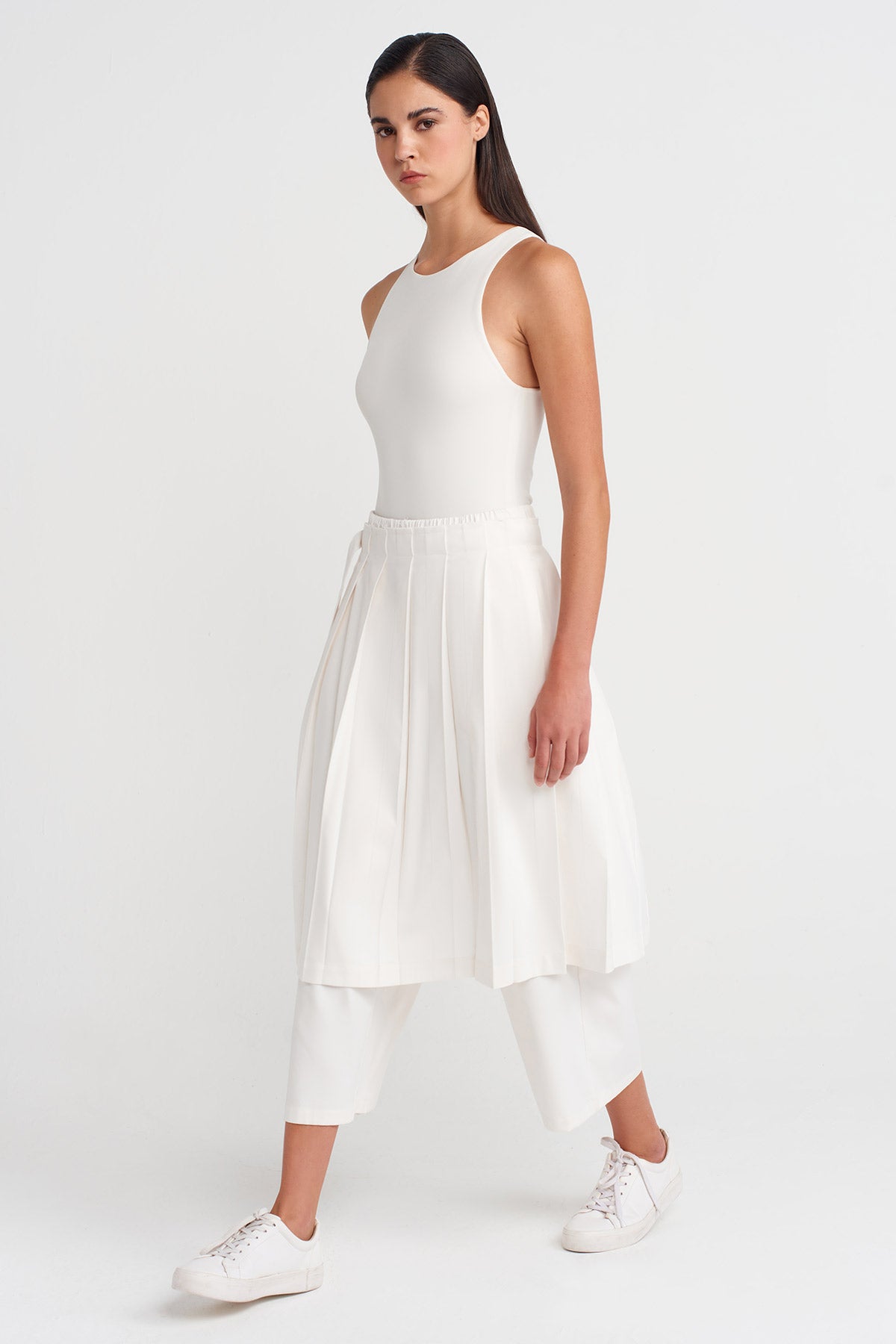 Off White Pleated Skirted Trousers-K253013061