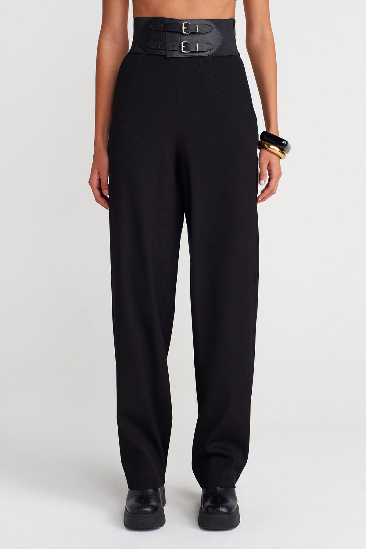 Black Belt-Detail High-Waisted Trousers-K253013065