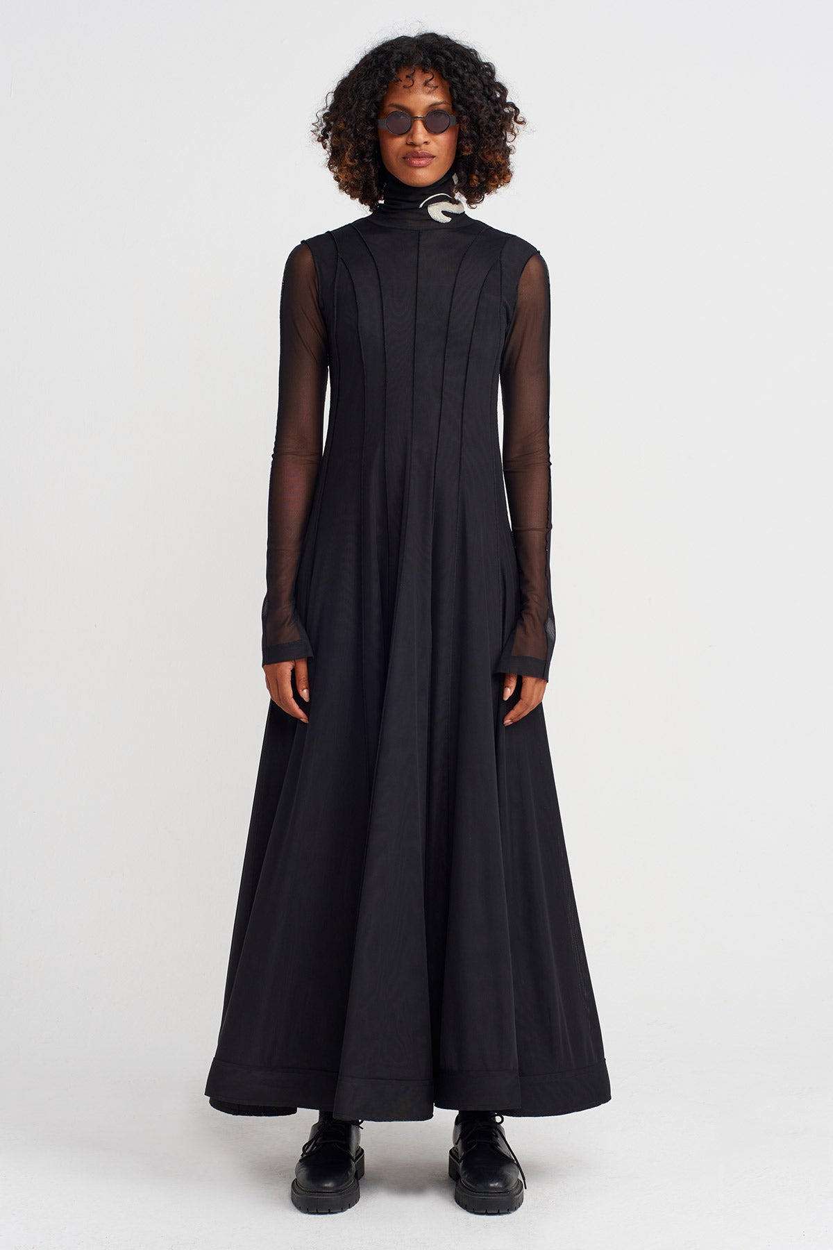 Black-Natur Long Tulle Dress with Embroidered Neckline-K254014025