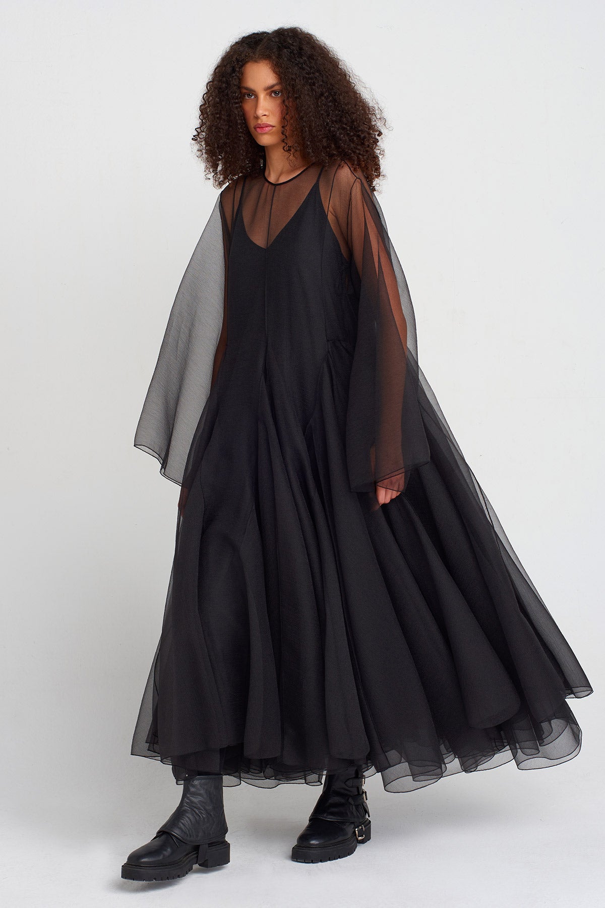 Black Long Sleeve Organza Puffy Dress-K254014047