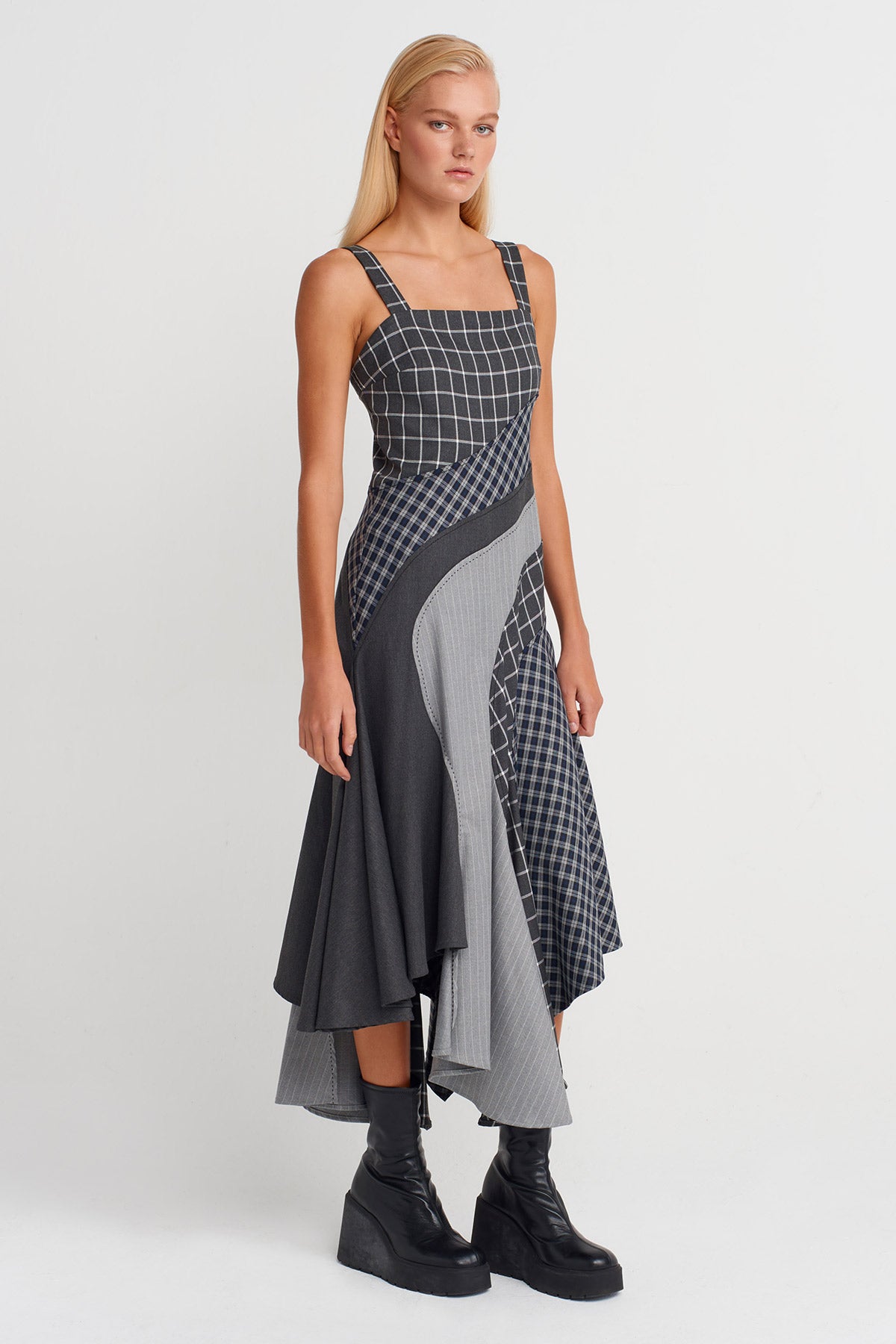 Multicolor Plaid Strappy Dress-K254014052