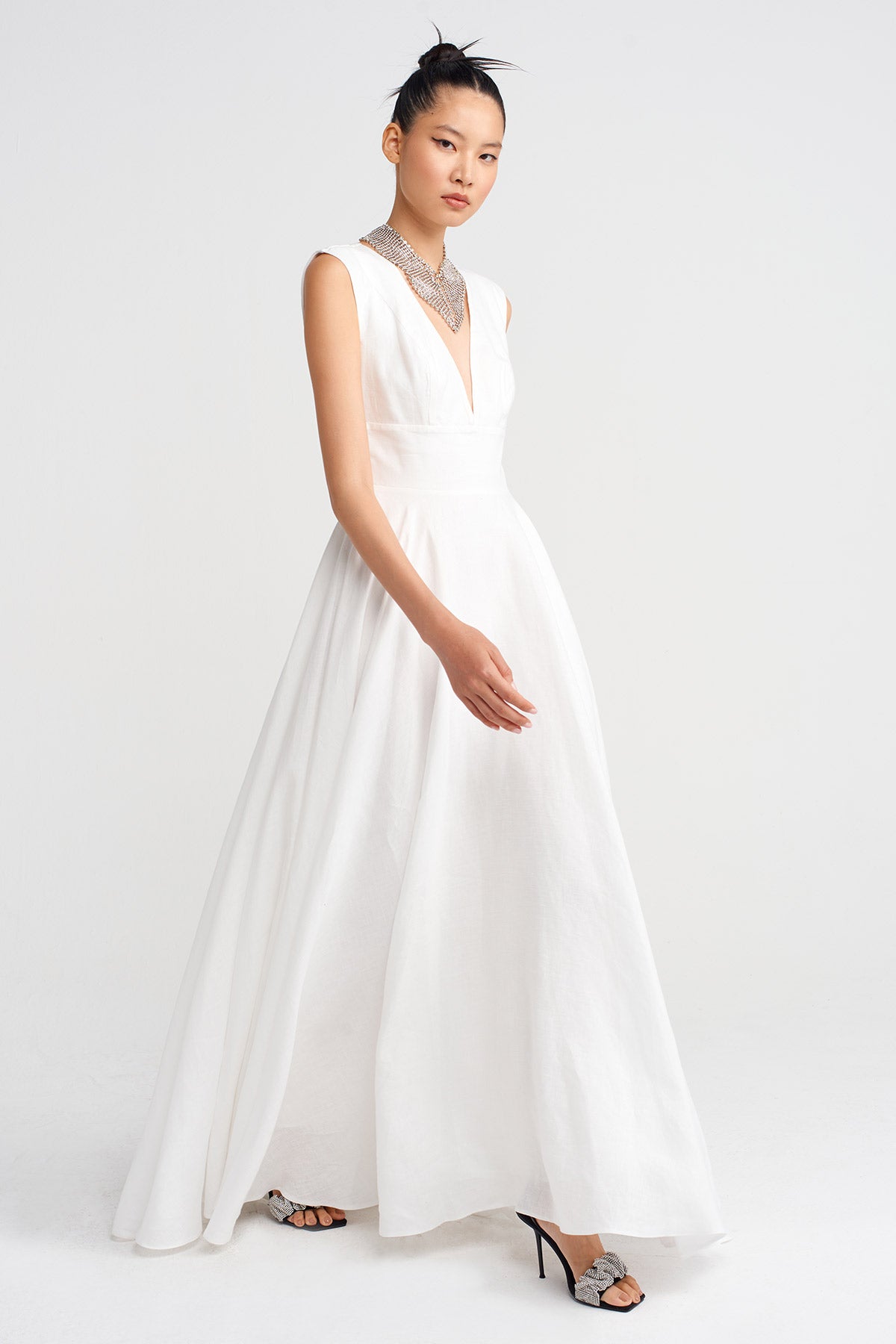 Off White Deep V-Neck Long Linen Dress-K254014068