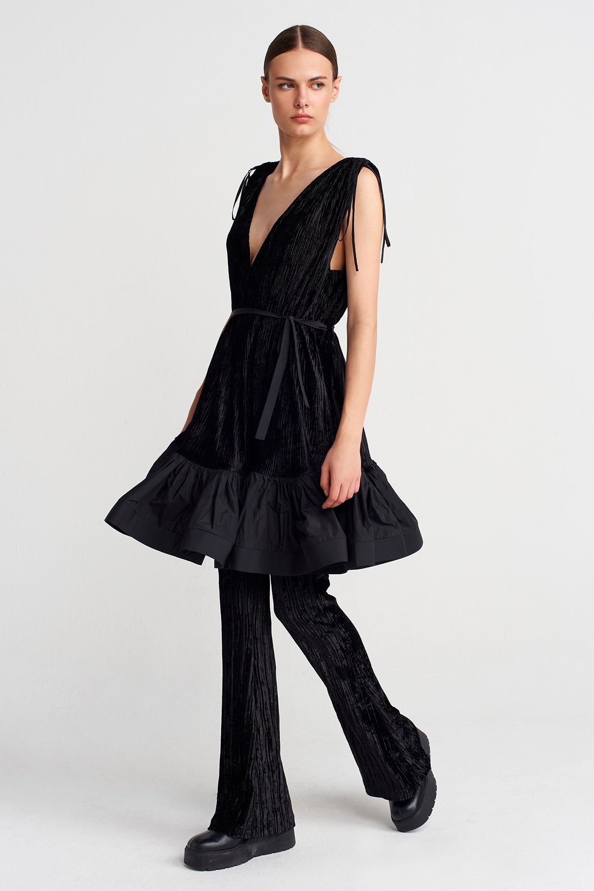 Black Pleated Velvet Mini Dress with Taffeta Hem-K254014093