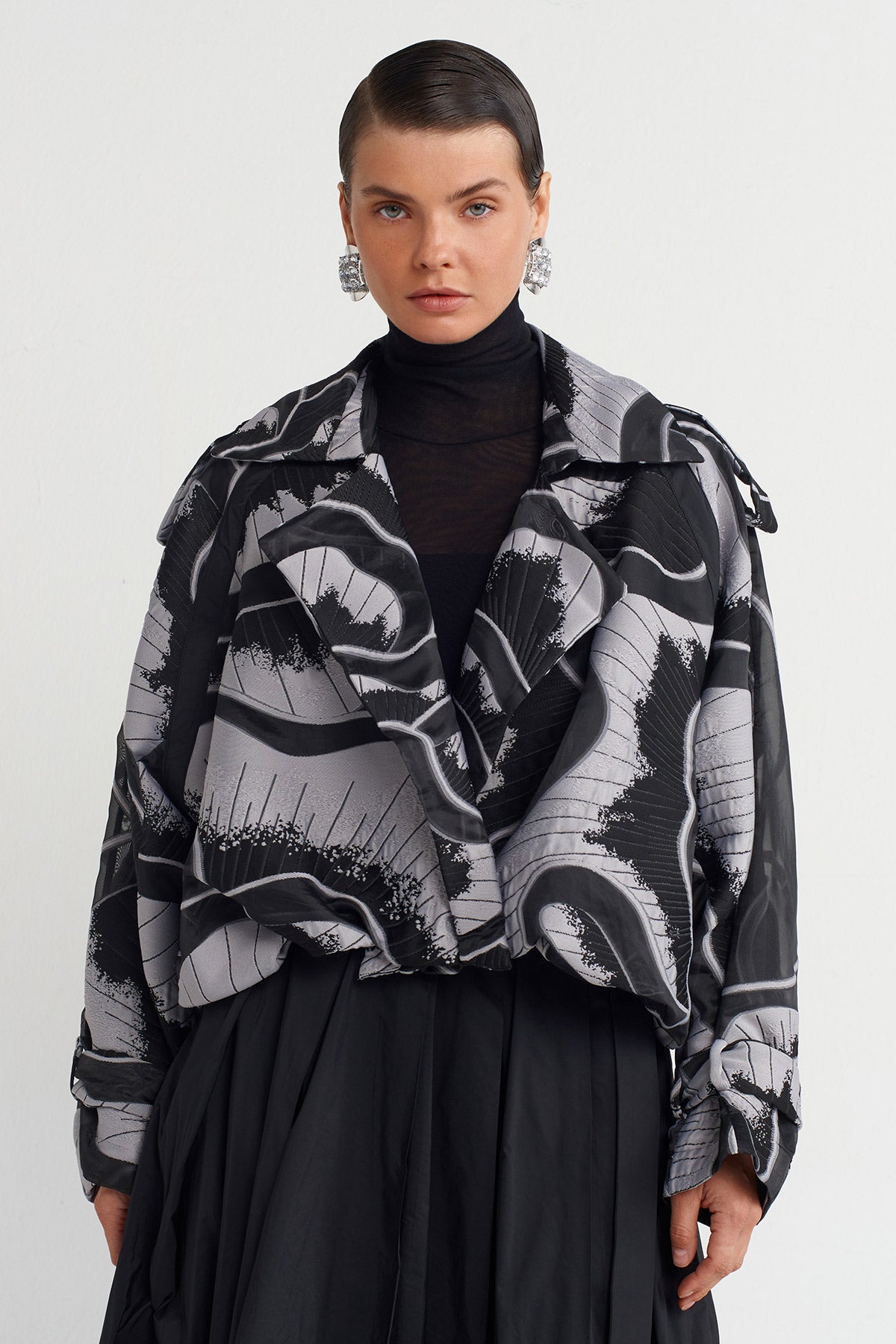 Multicolor Jacquard Patterned Short Jacket-K255015011