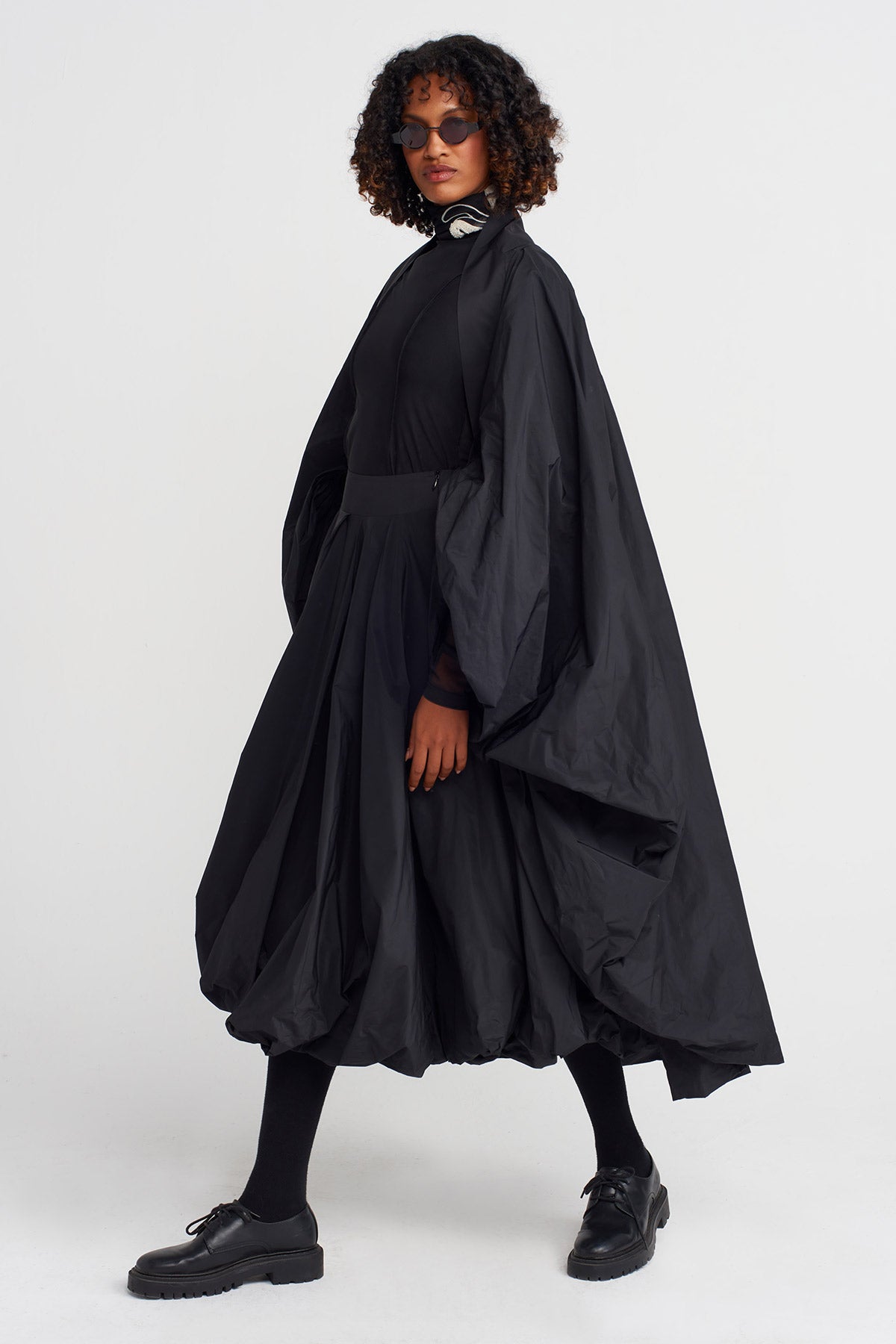 Black Taffeta Balloon Cape-K255015017