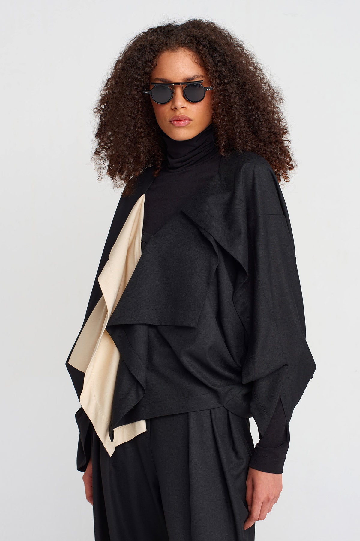 Black-Natur Color Block Wrap Collar Blazer-K255015040