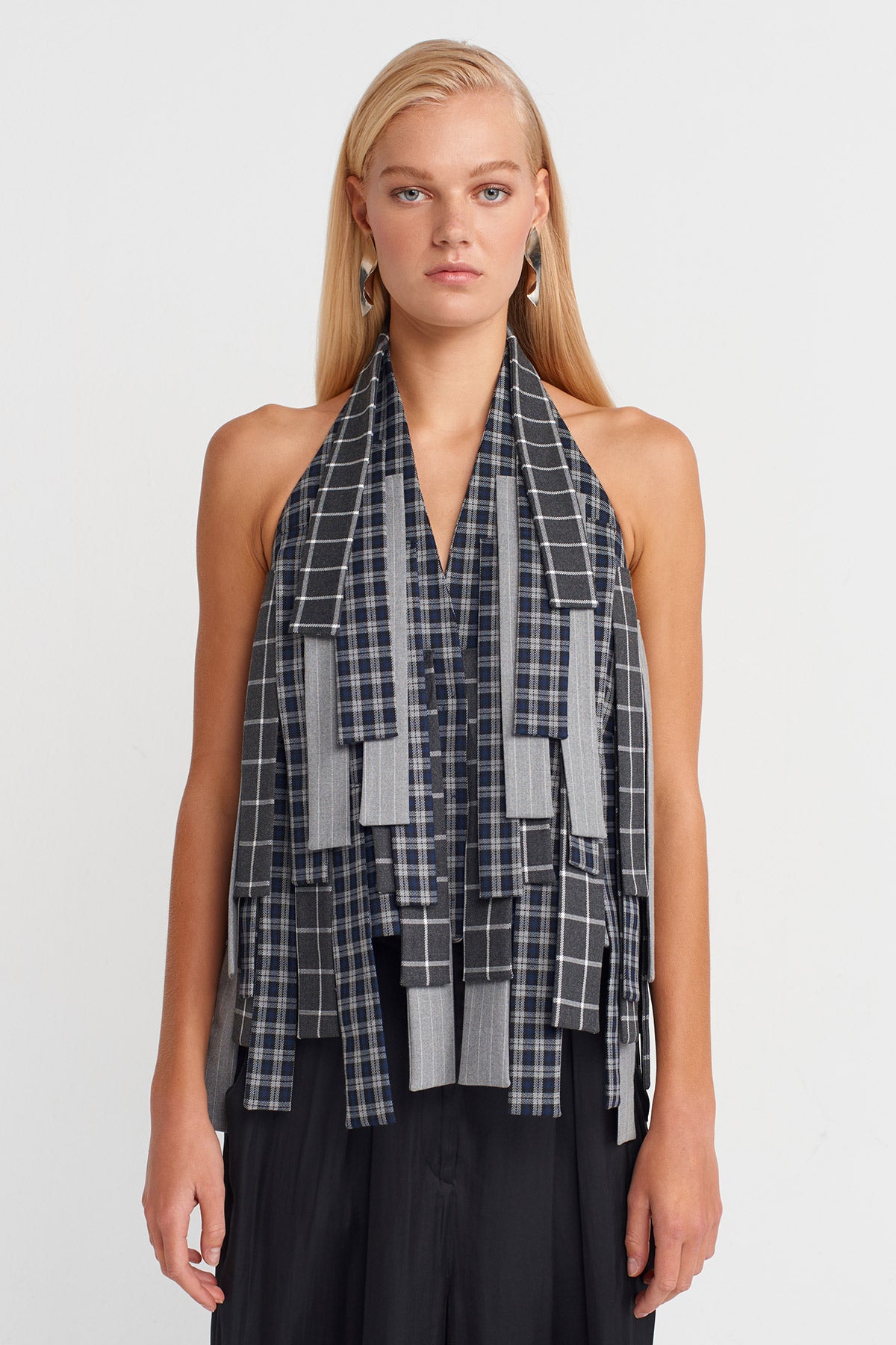 Multicolor Plaid Paneled Jacket with Back Tie-K255015052