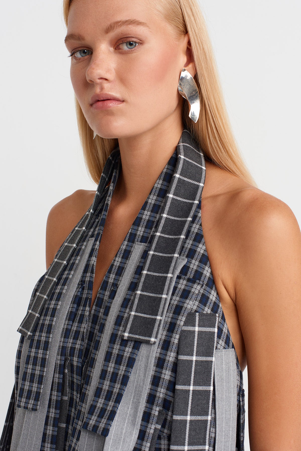 Multicolor Plaid Paneled Jacket with Back Tie-K255015052