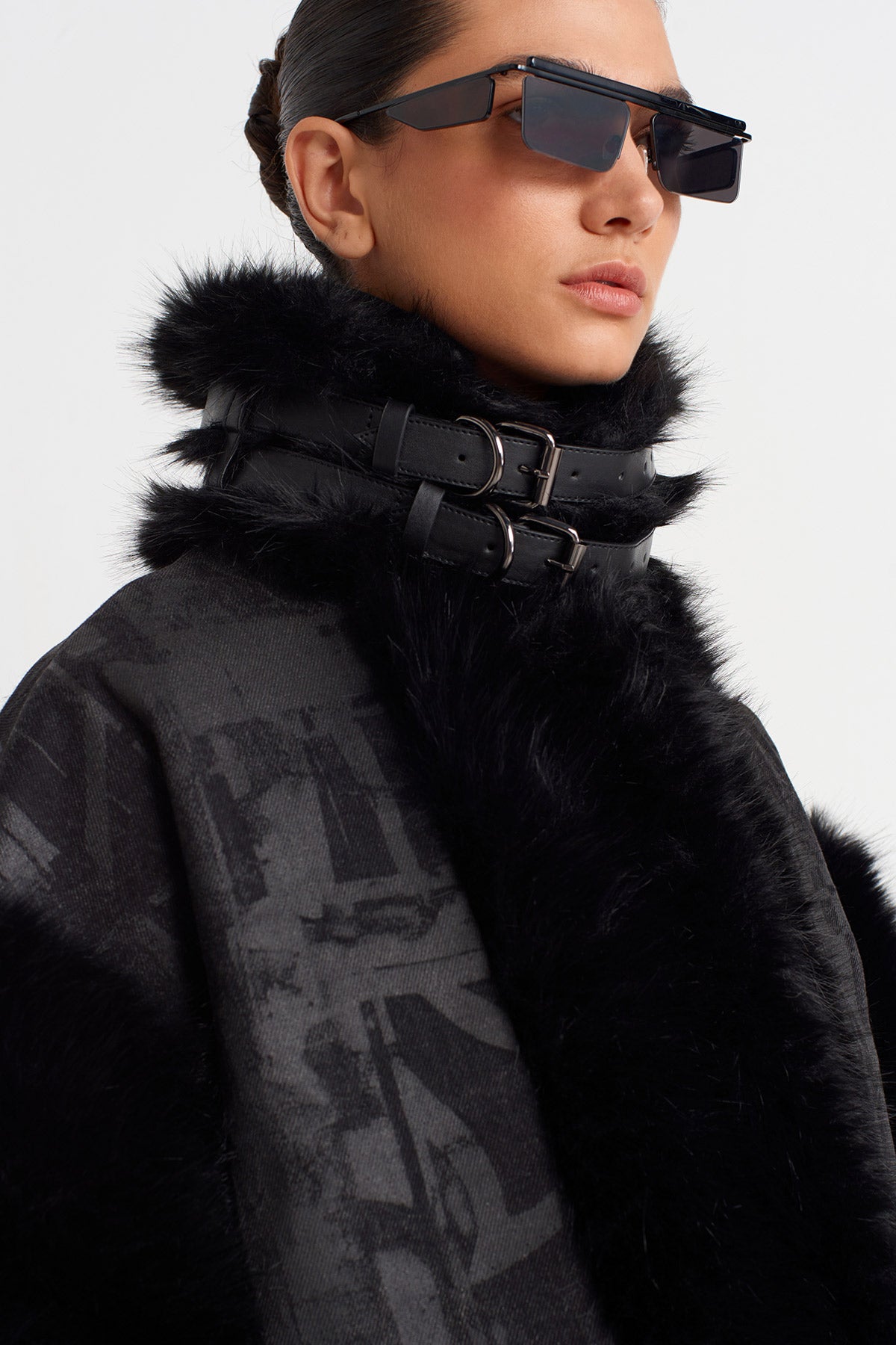 Black Faux Fur Detailed Printed Jacket-K255015059