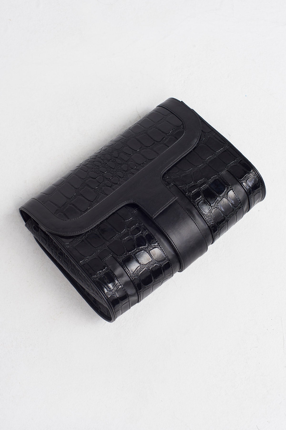 Black Crocodile-Embossed Clutch Bag-K258018004