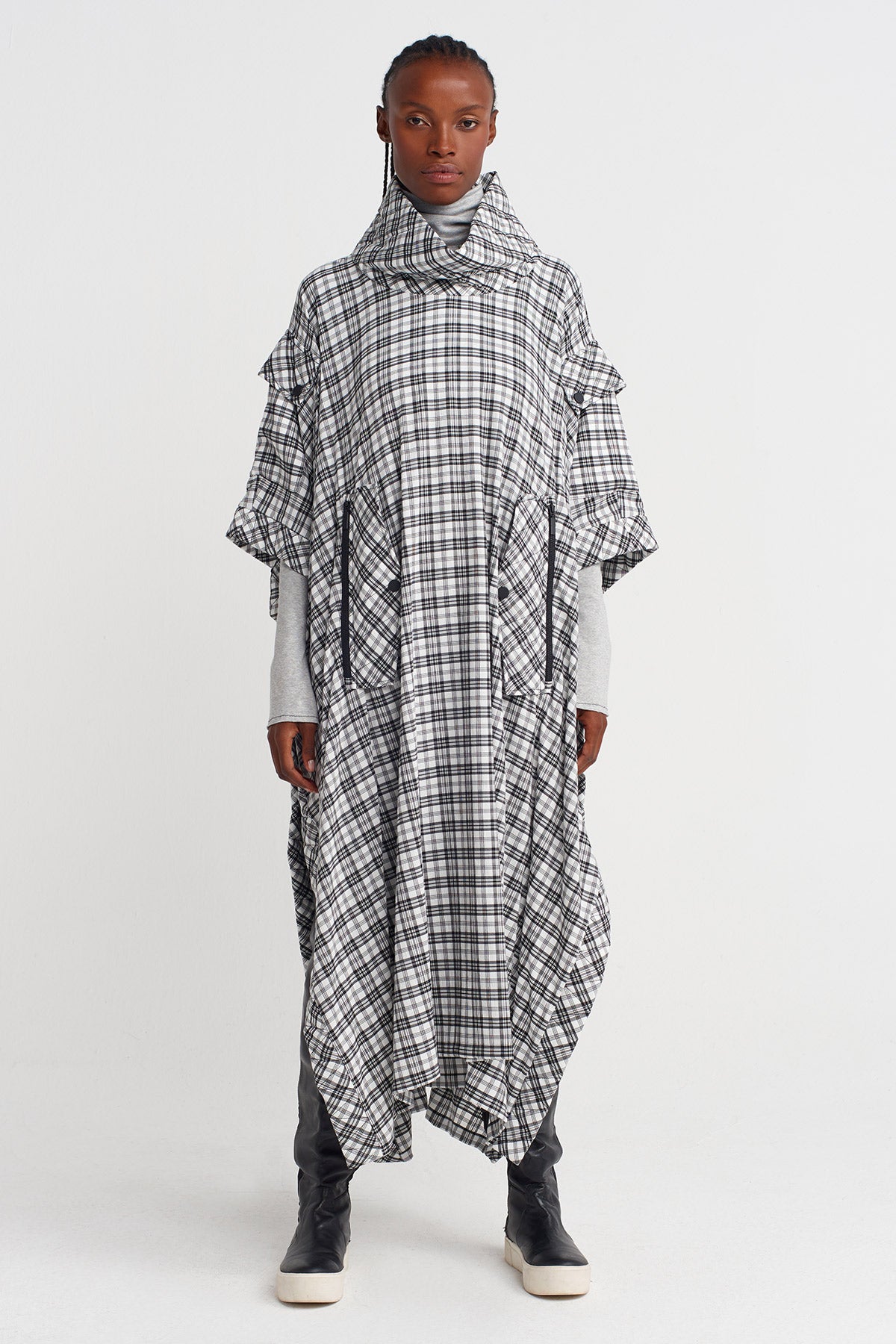 Black/White Plaid Kaftan Dress with Large Pocket Detail-K254014048