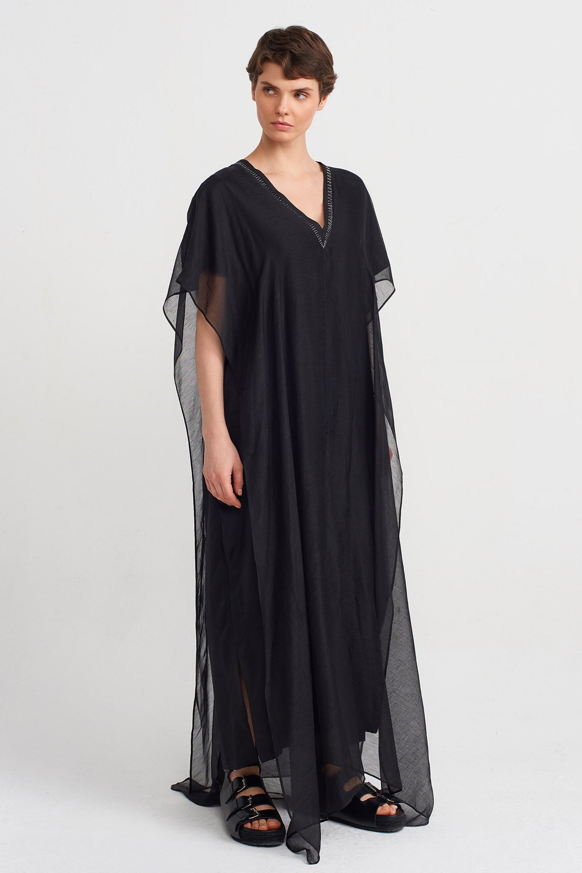 Black Stitched Collar Long Kaftan Dress-Y244014045