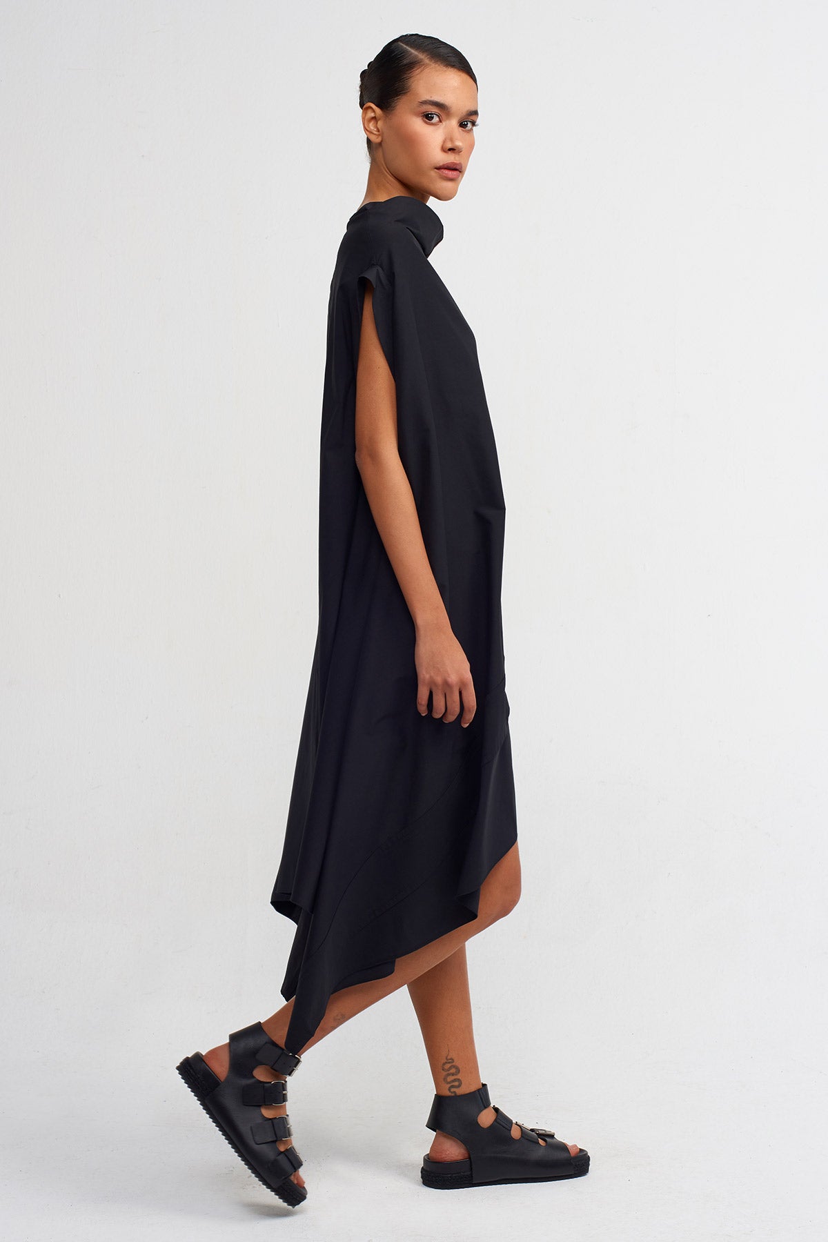 Black Asymmetric Cut Poplin Dress-Y244014063