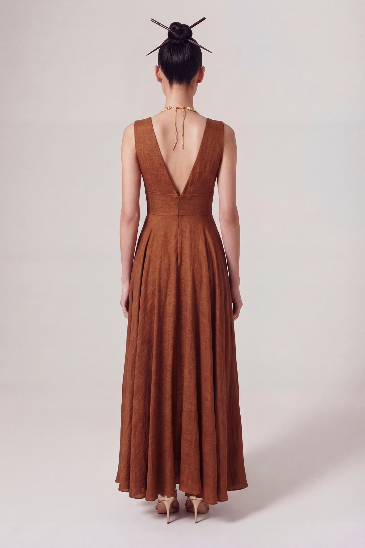 Bronze V-Neck Maxi Dress-Y264014037