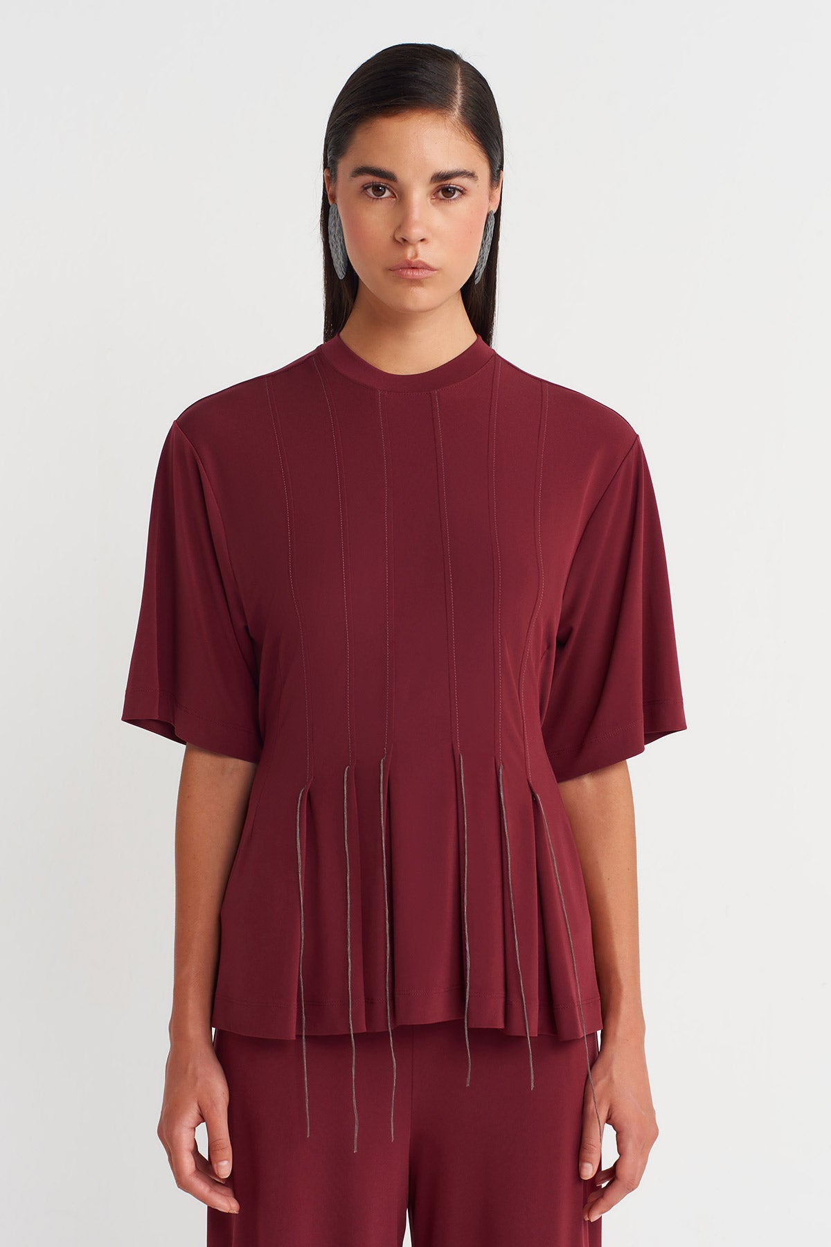 Merlot Tie-Back T-Shirt with Stitch Details-Y261011009