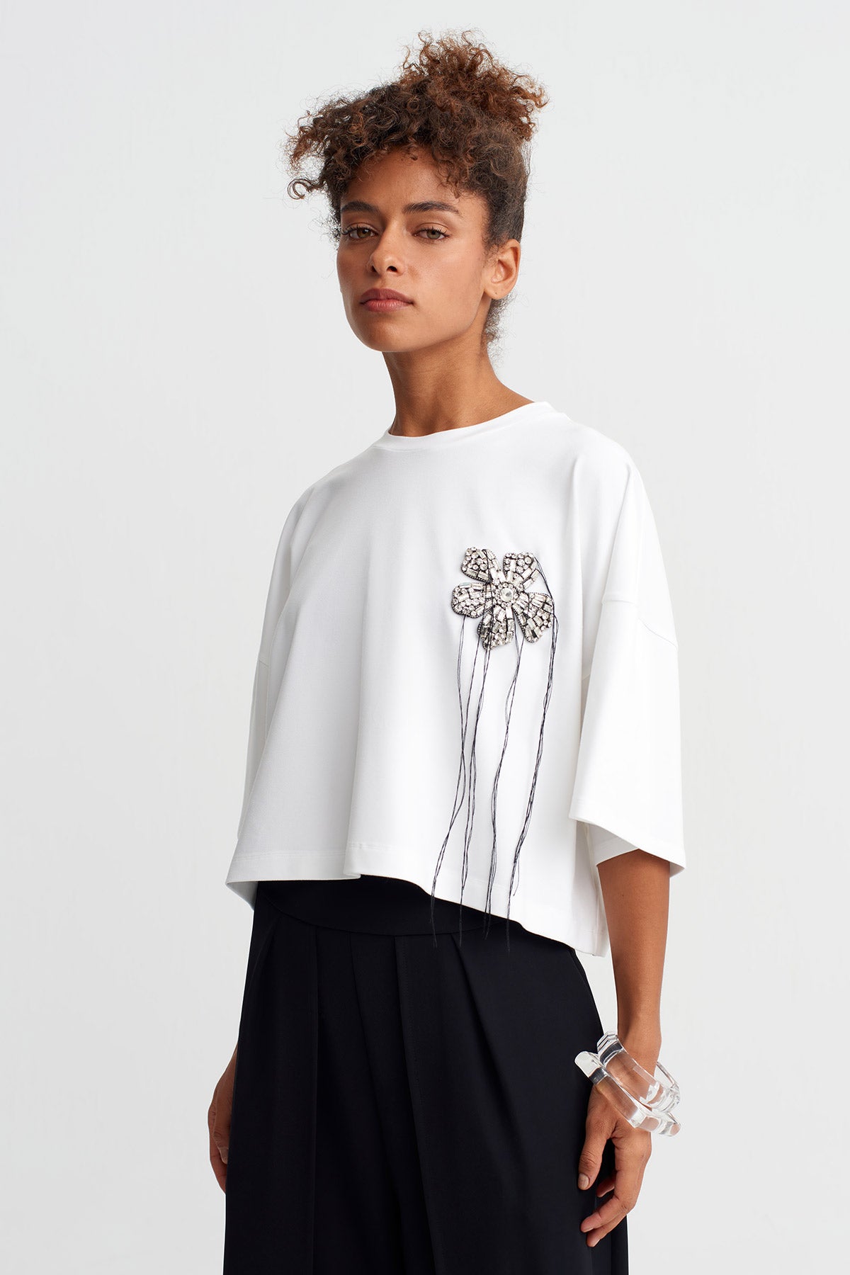 Off White Embellished Oversized T-Shirt-Y261011041