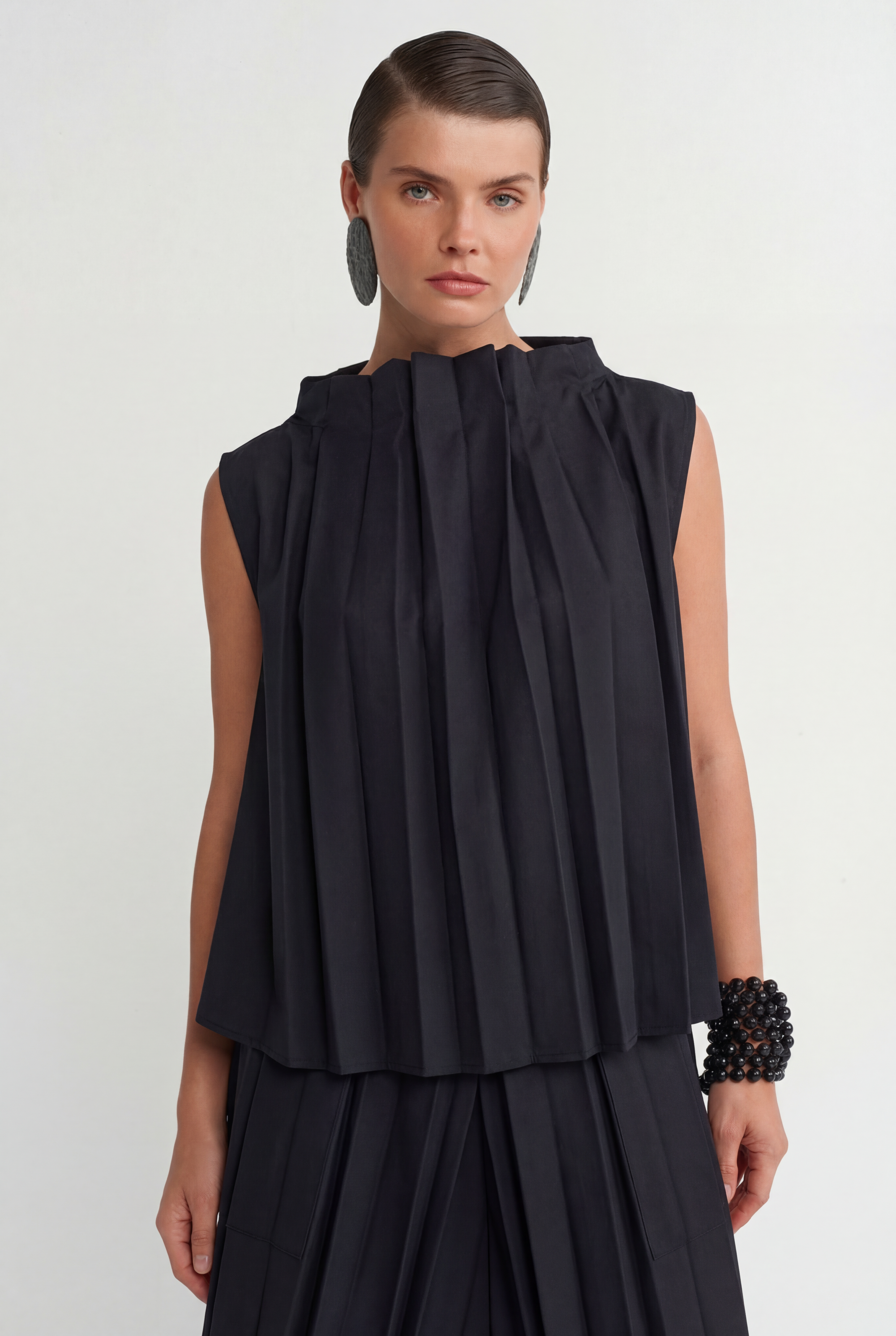Black Pleated Blouse-Y261011048