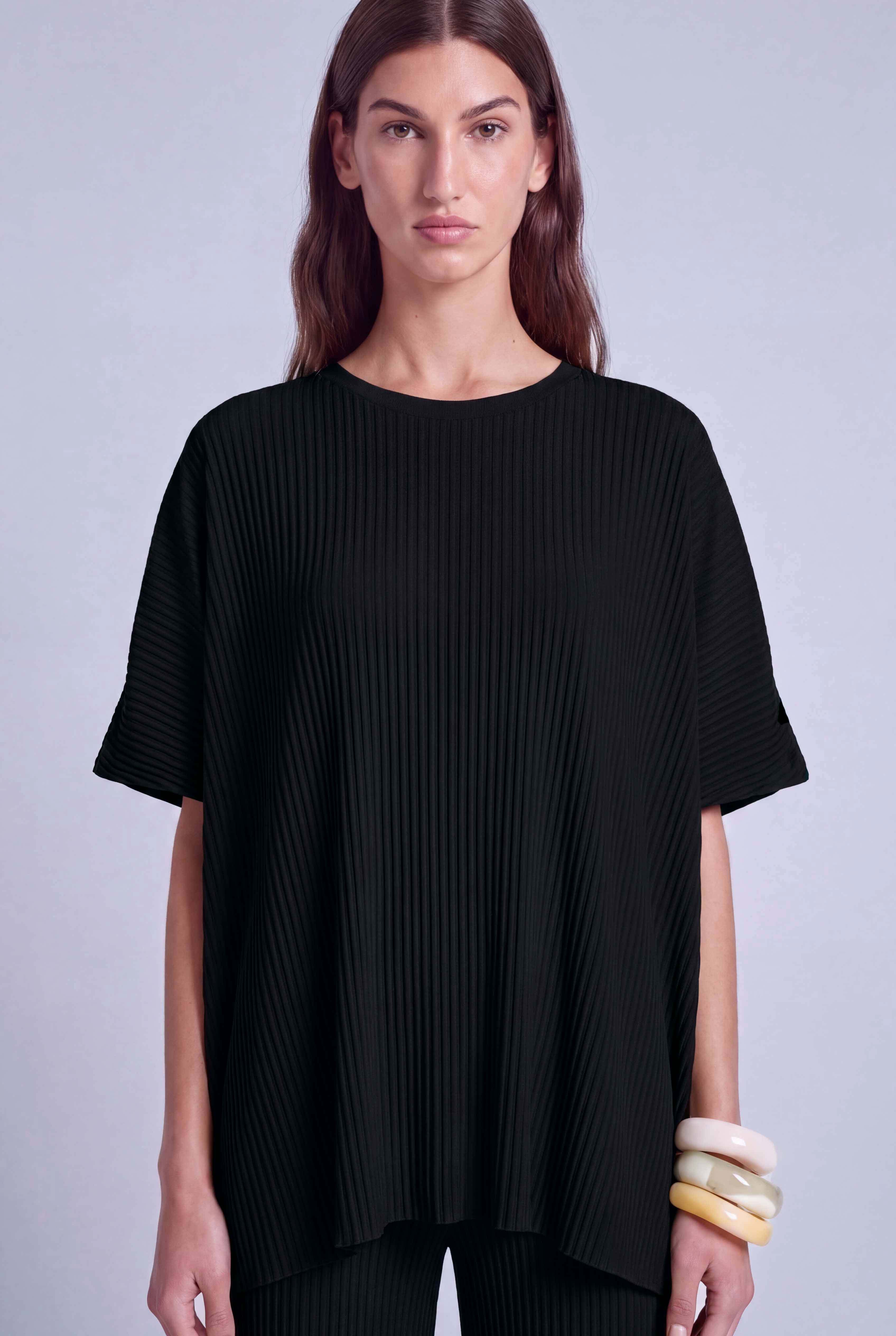 Black Oversized Pleated T-Shirt-Y261011134