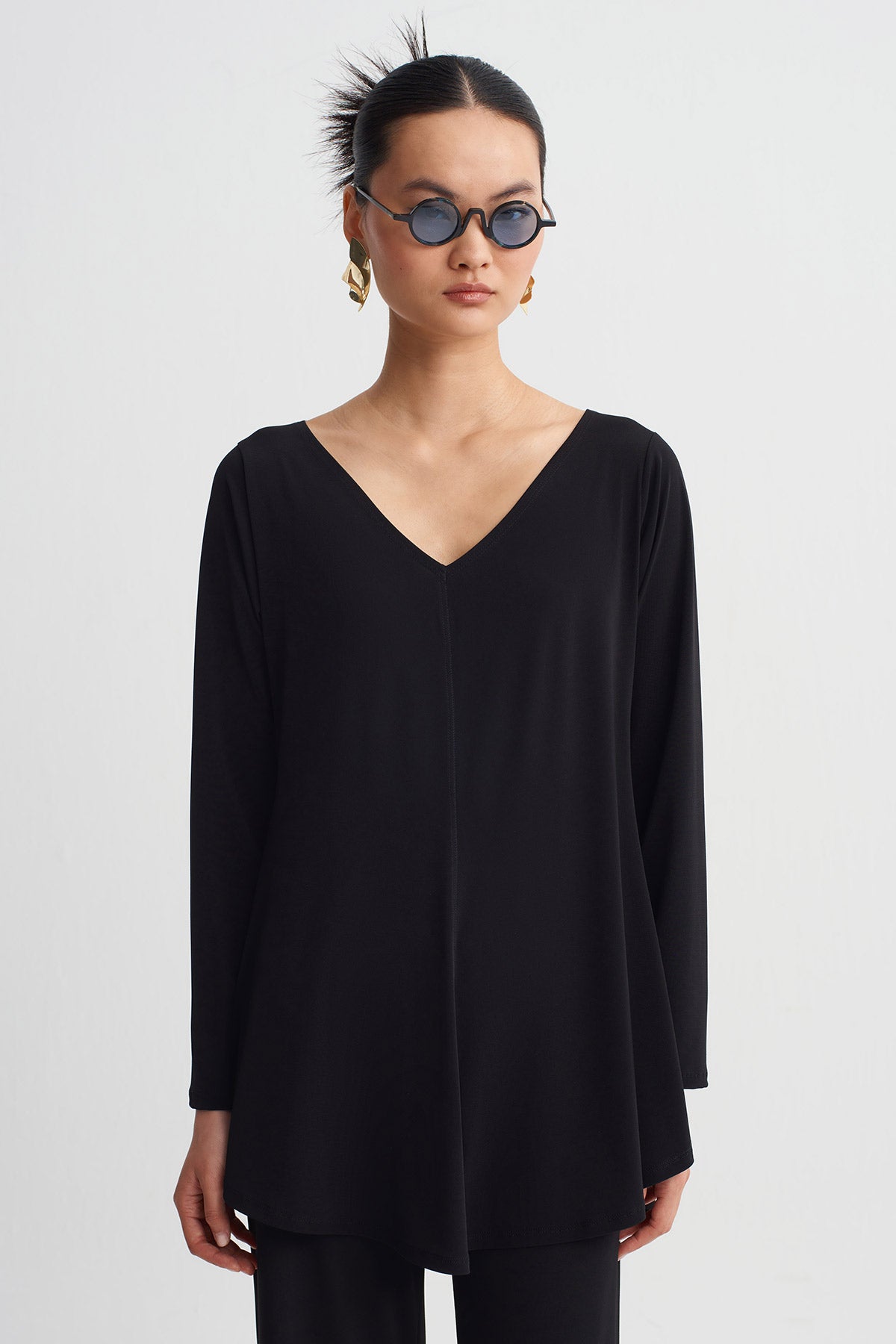 Black V-Neck Long Sleeve Jersey Blouse-Y261011178
