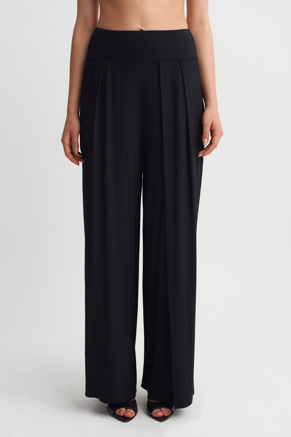 Black High-Waisted Trousers with Cape Detail-Y263013078