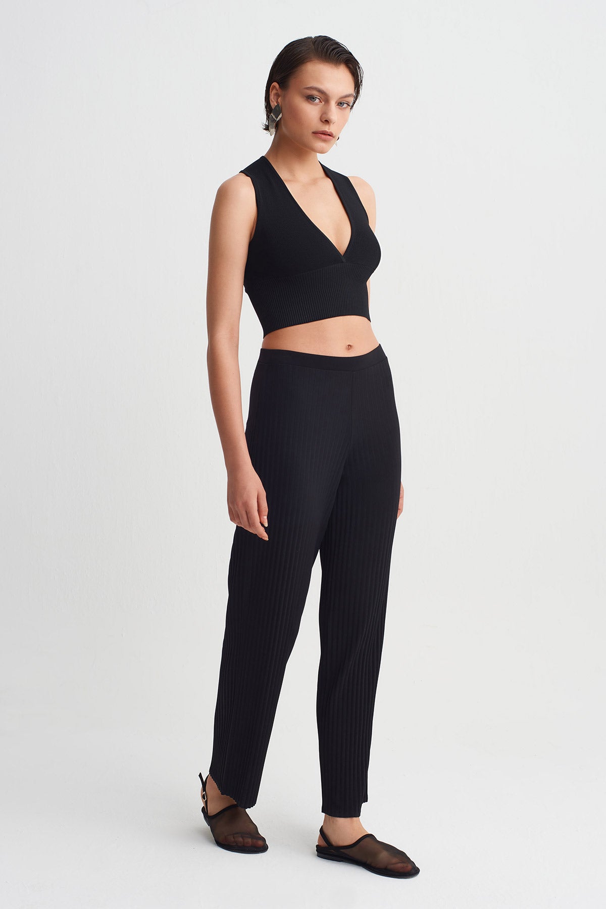 Black Slim Leg Jersey Pleated Trousers-Y263013103