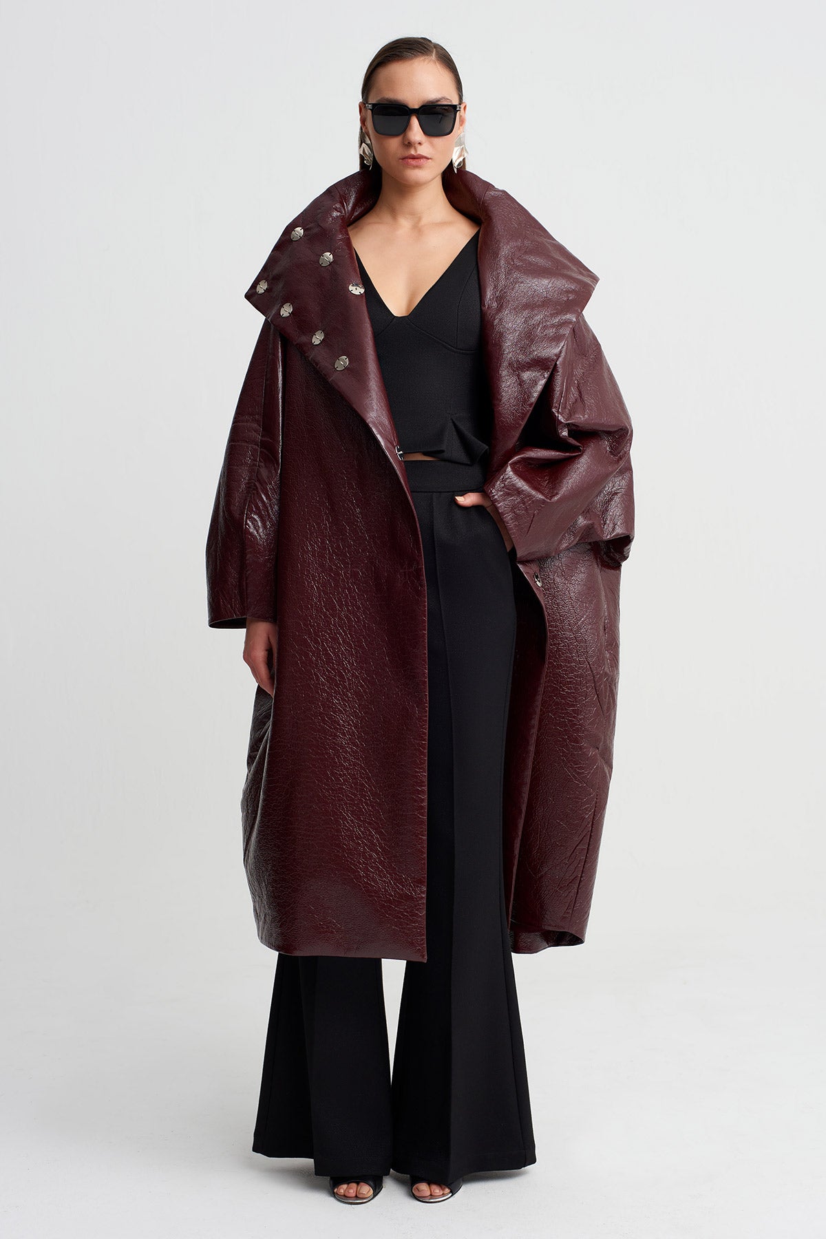 Burgundy High Neck Oversized Glossy Coat-Y267017007