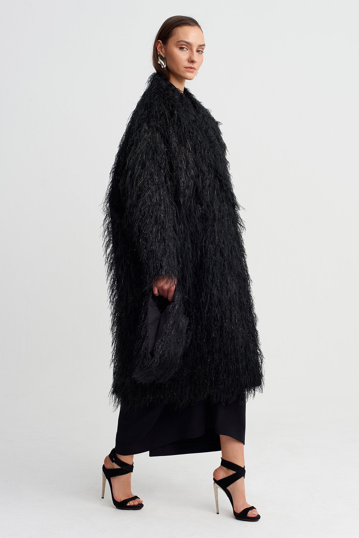 Black Long Textured Faux Fur Oversize Coat-Y267017008