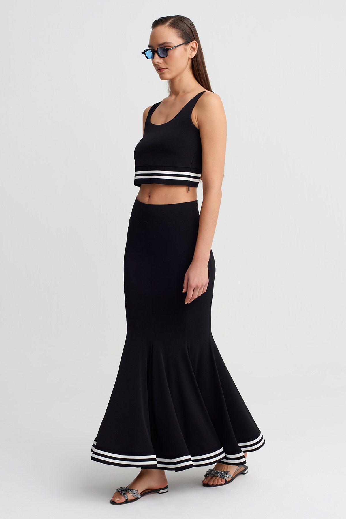 Black Striped Detail Mermaid Jersey Skirt-Y262012001