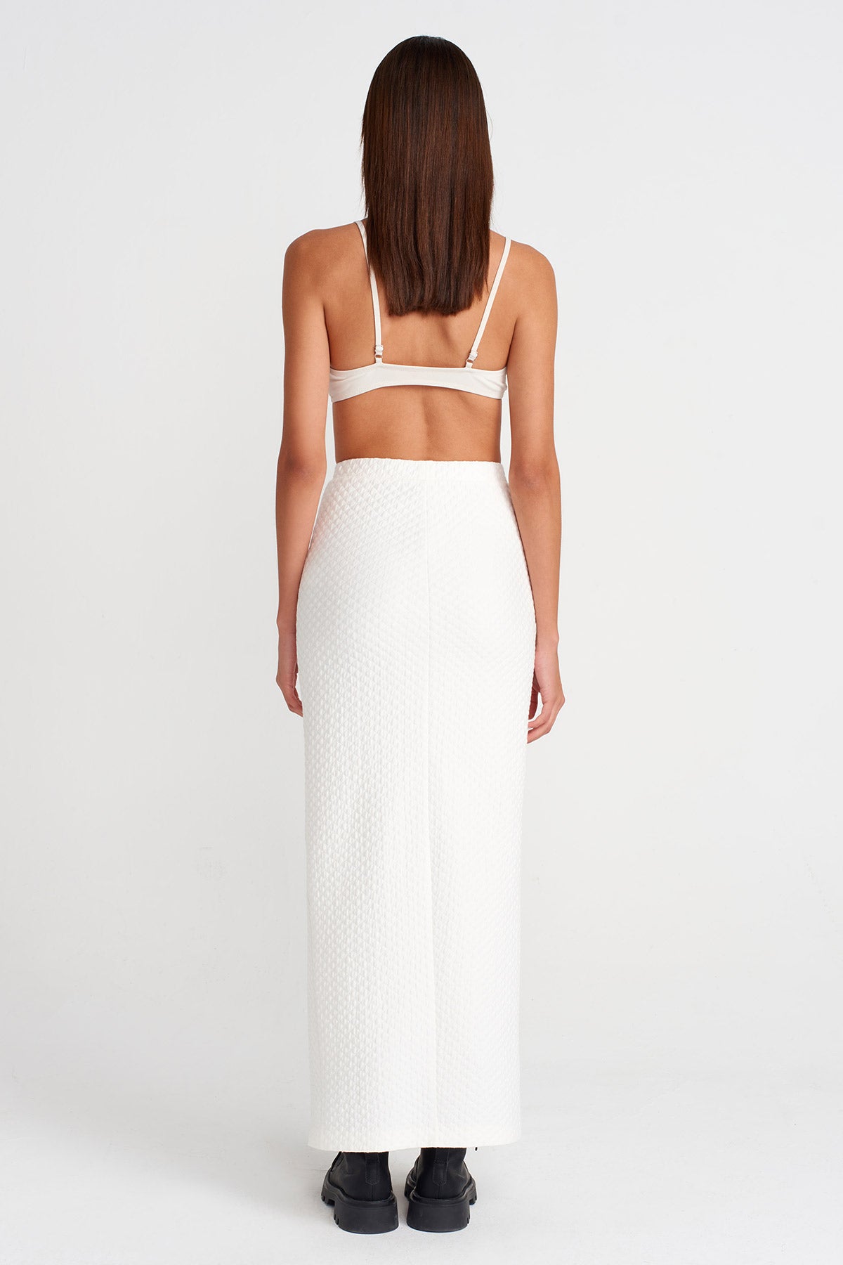 Off White Textured Midi Skirt with Zipper Slit-Y262012006