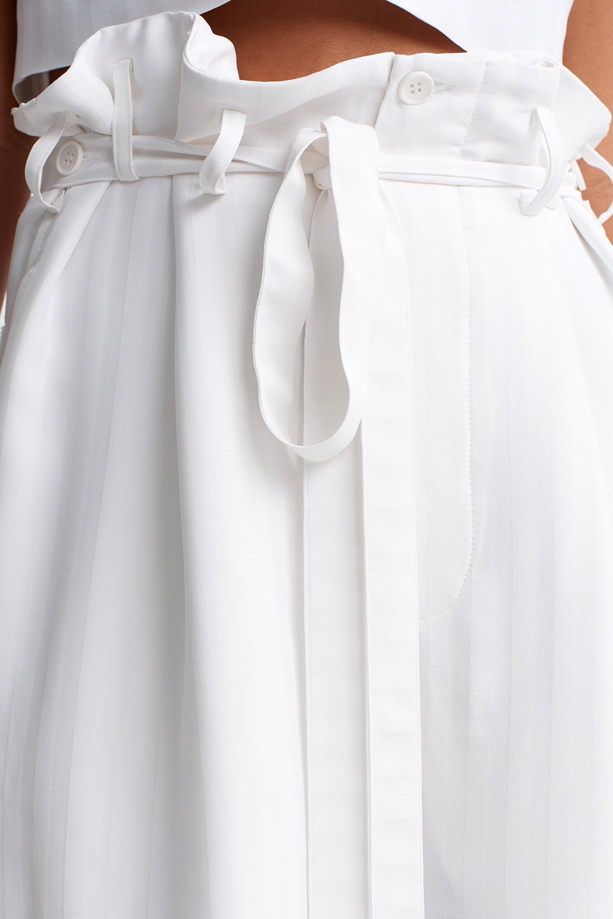 Off White Tonal Striped Tie-Waist Wide-Leg Trousers-Y263013034
