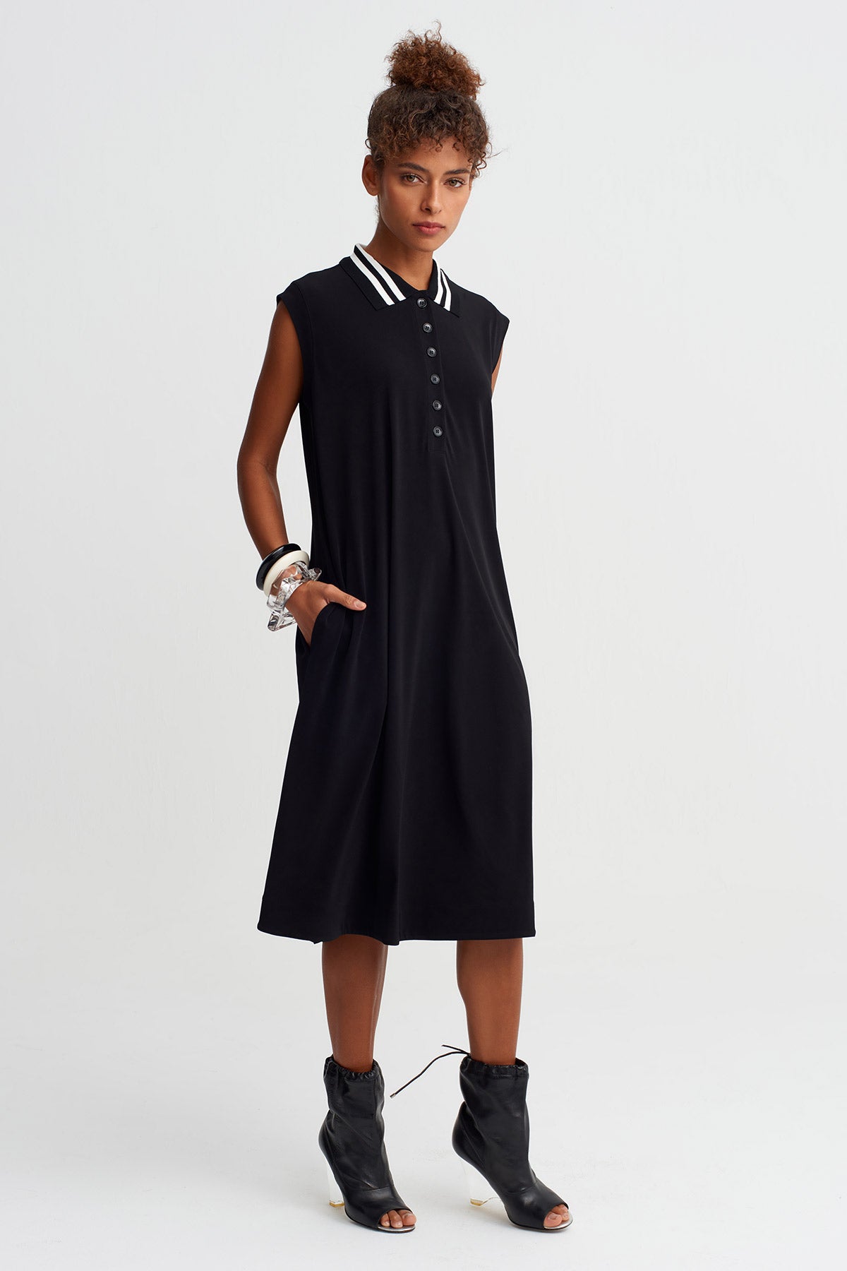 Black Striped Sleeveless Jersey Dress-Y264014005