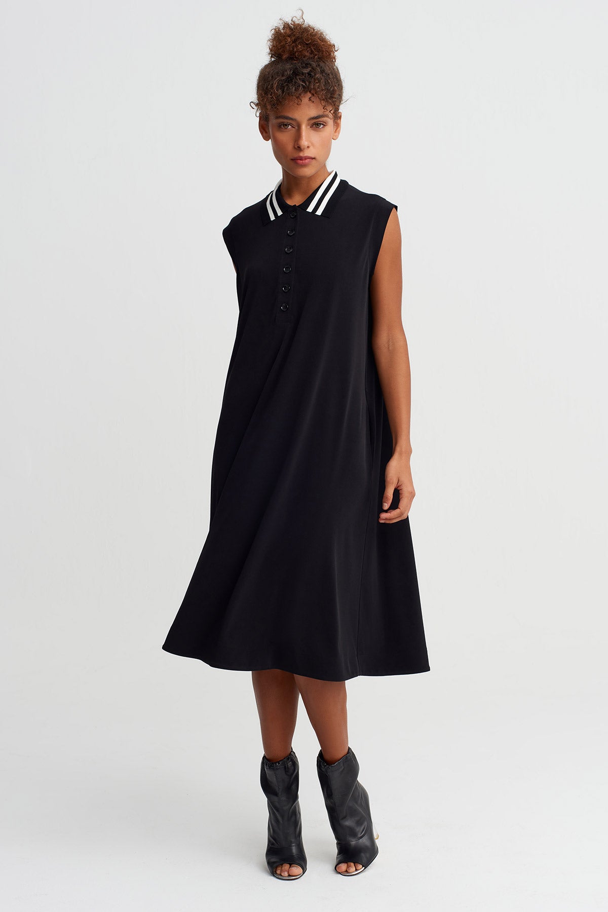 Black Striped Sleeveless Jersey Dress-Y264014005