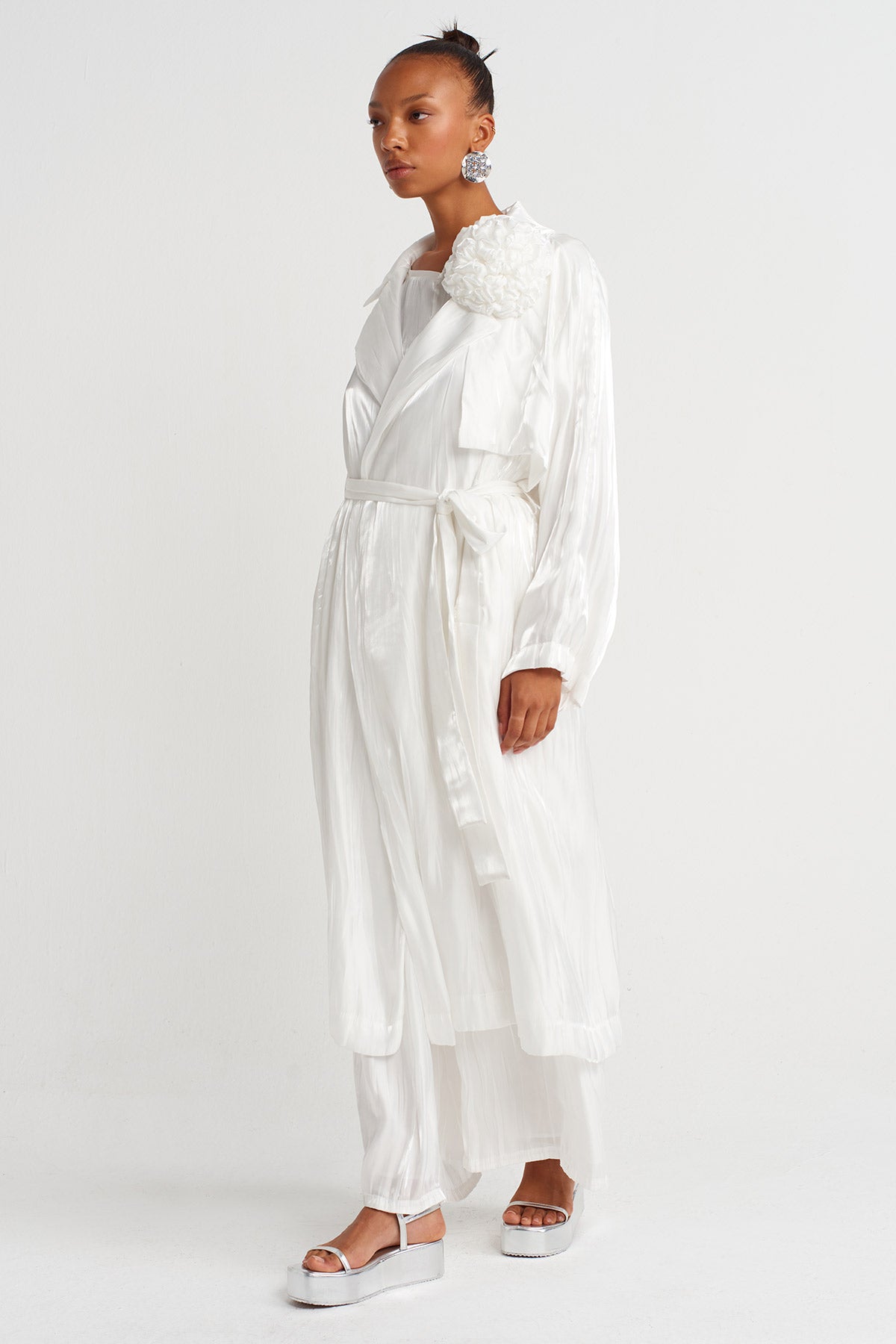 Off White Shiny Trench Coat with Floral Shoulder Detail-Y267017005