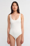 Off White Comfortable Snap Closure Bodysuit-K231011005