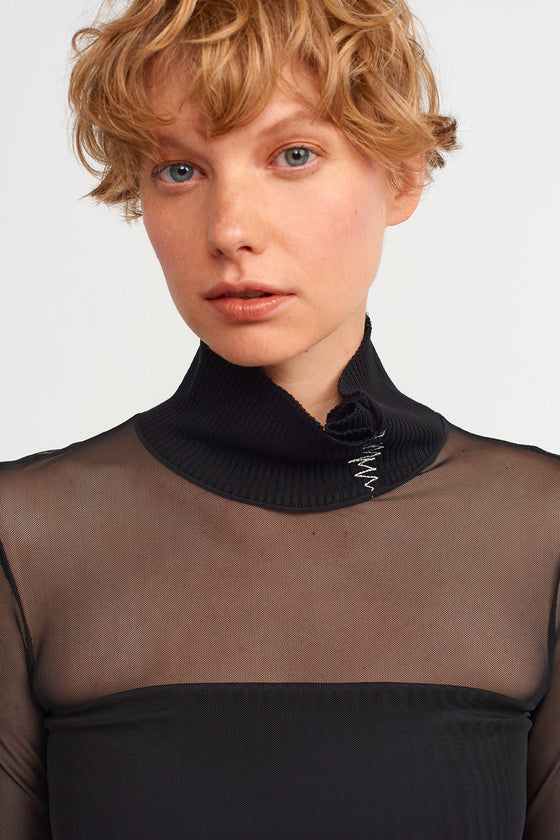 Black-Natur Ribbed Tulle Bodysuit with Collar and Sleeves-K231011011