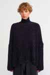 Black Wide Collar, Shiny Yarn Detailed Sweater-K231011016