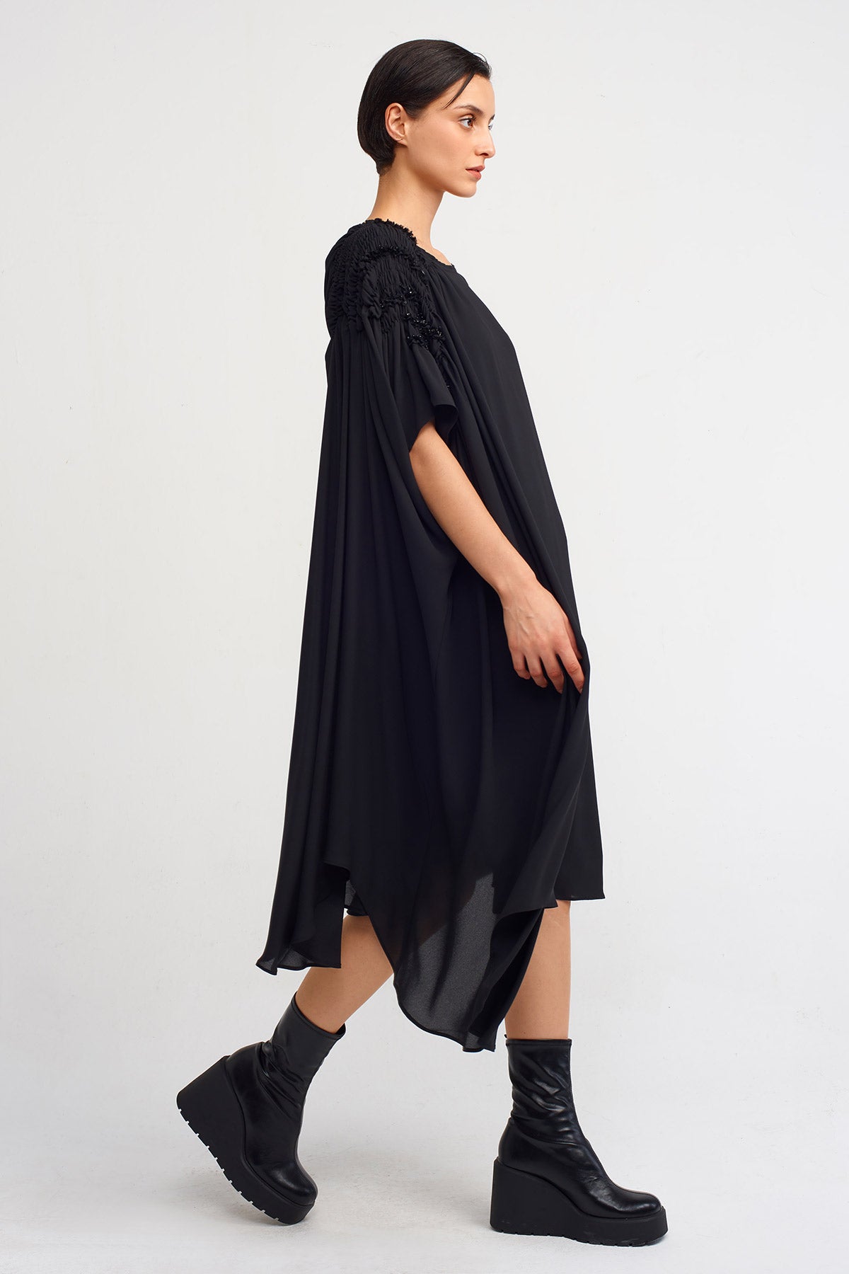 Black Elastic Gathered Sleeve Stylish Dress-K234014120