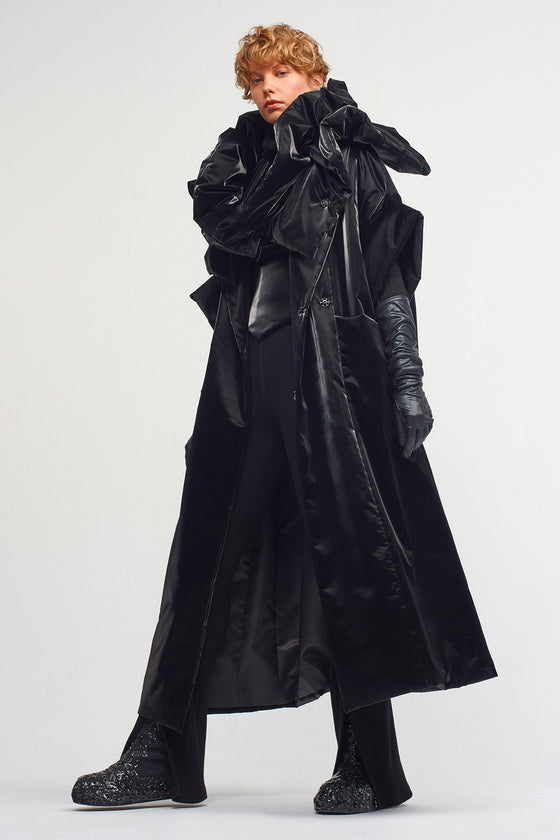Black Shiny Long Coat-K235015024