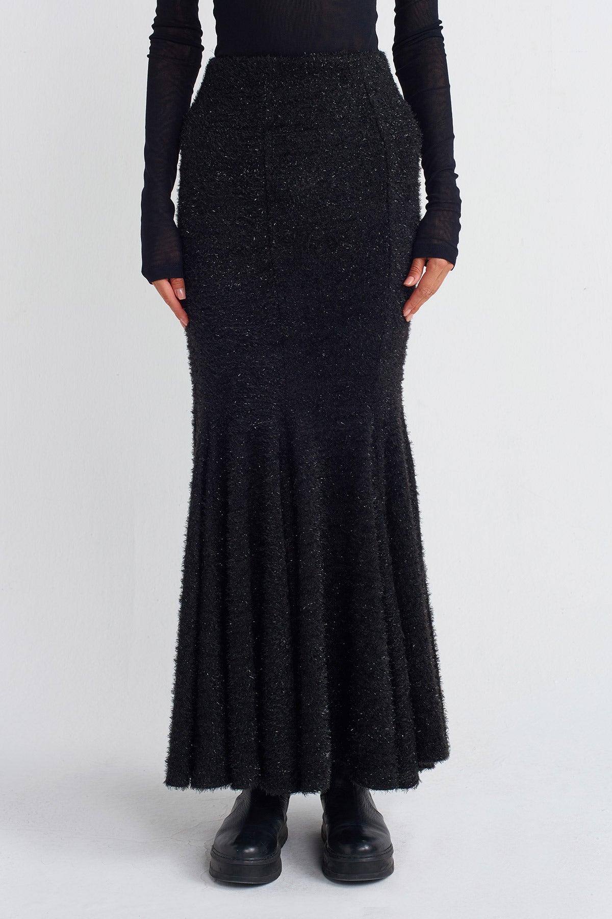 Black Textured Mermaid Skirt-K242012014