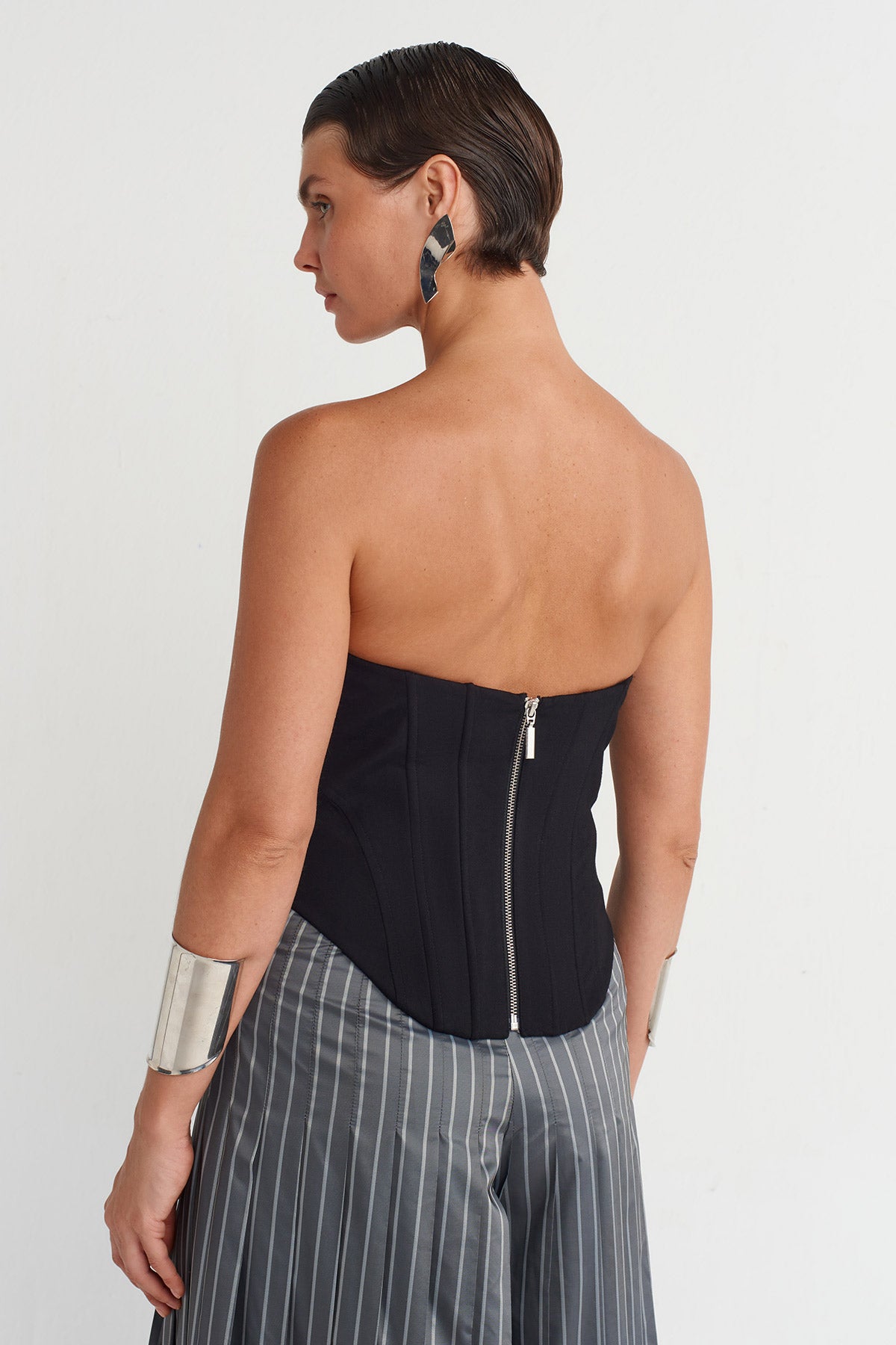 Black Strapless Corset with Bust Cups-K251011013