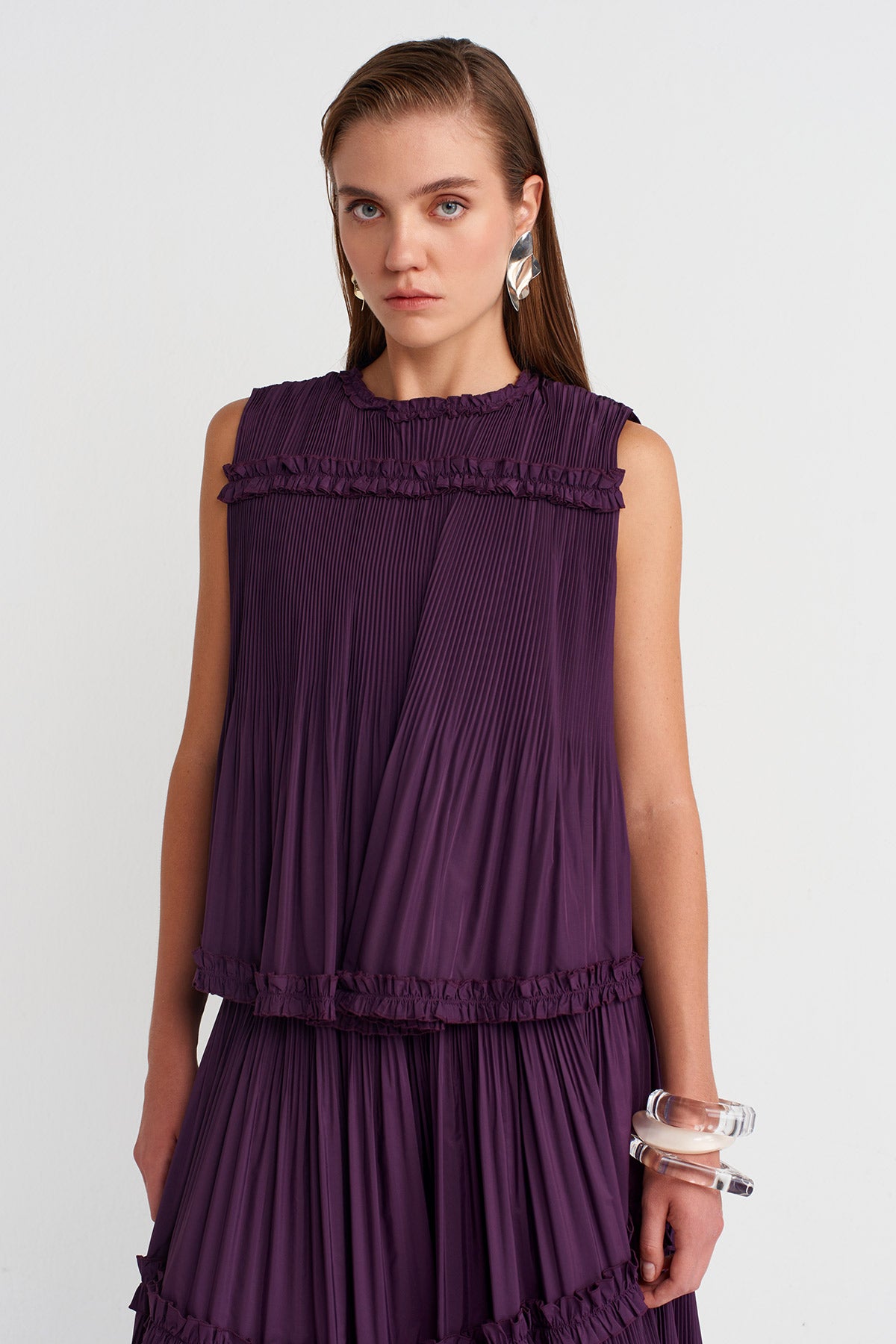 Sleeveless Taffeta Blouse -K251011017