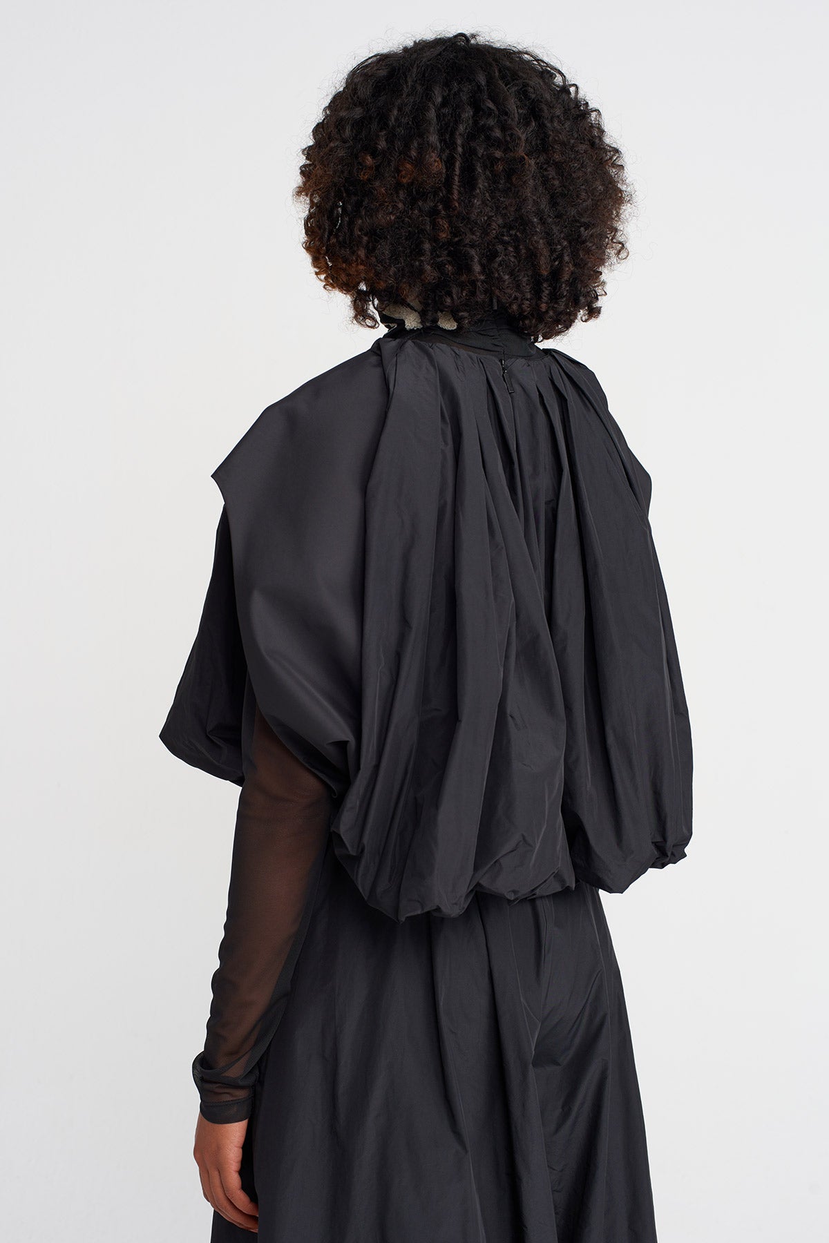 Black Taffeta Balloon Sleeve Blouse-K251011021